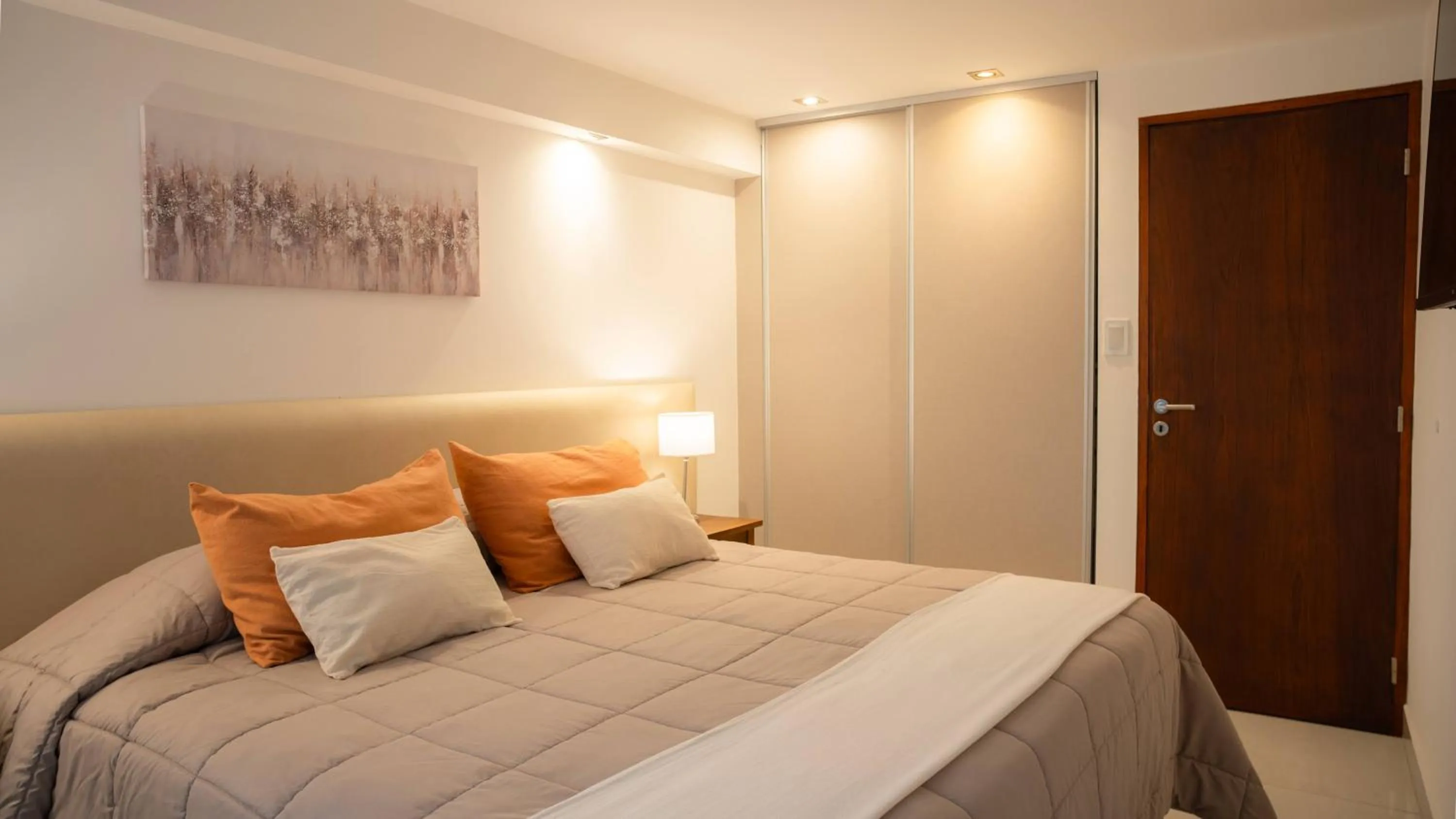 Bedroom, Bed in HOMEFULL Apartamentos