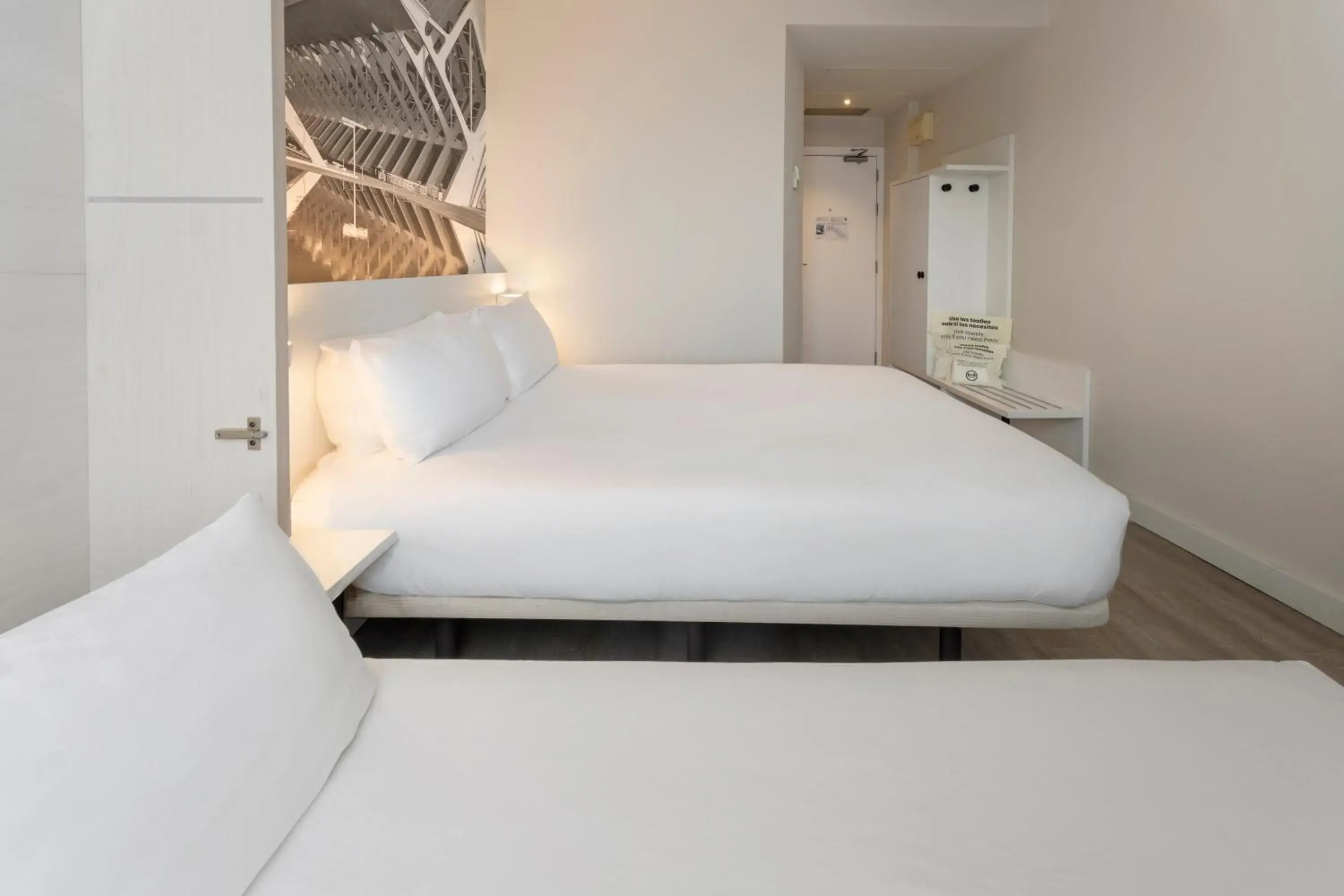 Family Room (2 Adults + 2 Children) in B&B HOTEL Valencia Ciudad de las Ciencias Family Room (2 Adults + 2 Children) in B&B HOTEL Valencia Ciudad de las Ciencias