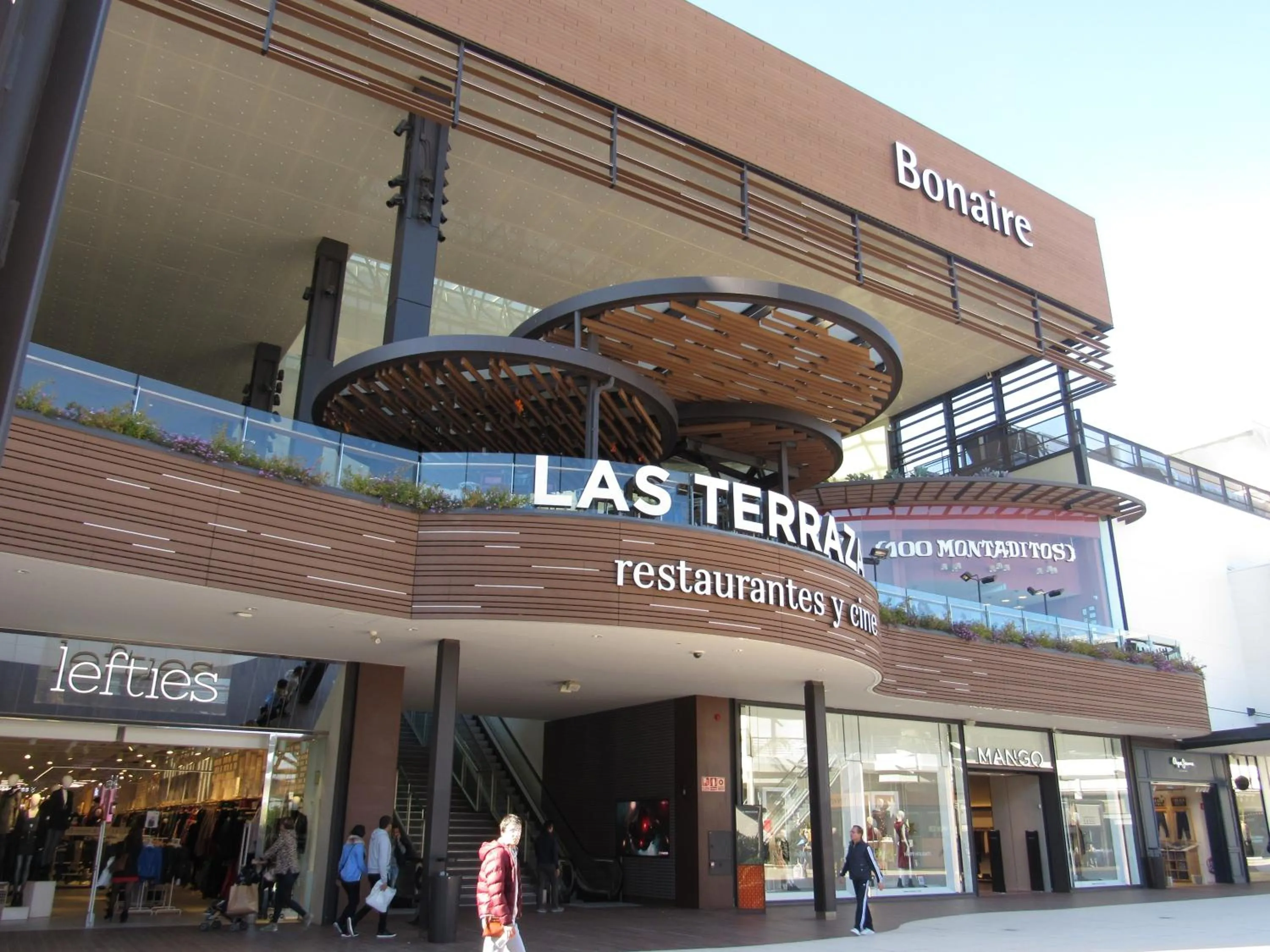 Food close-up in Holiday Inn Express Valencia Bonaire by IHG
