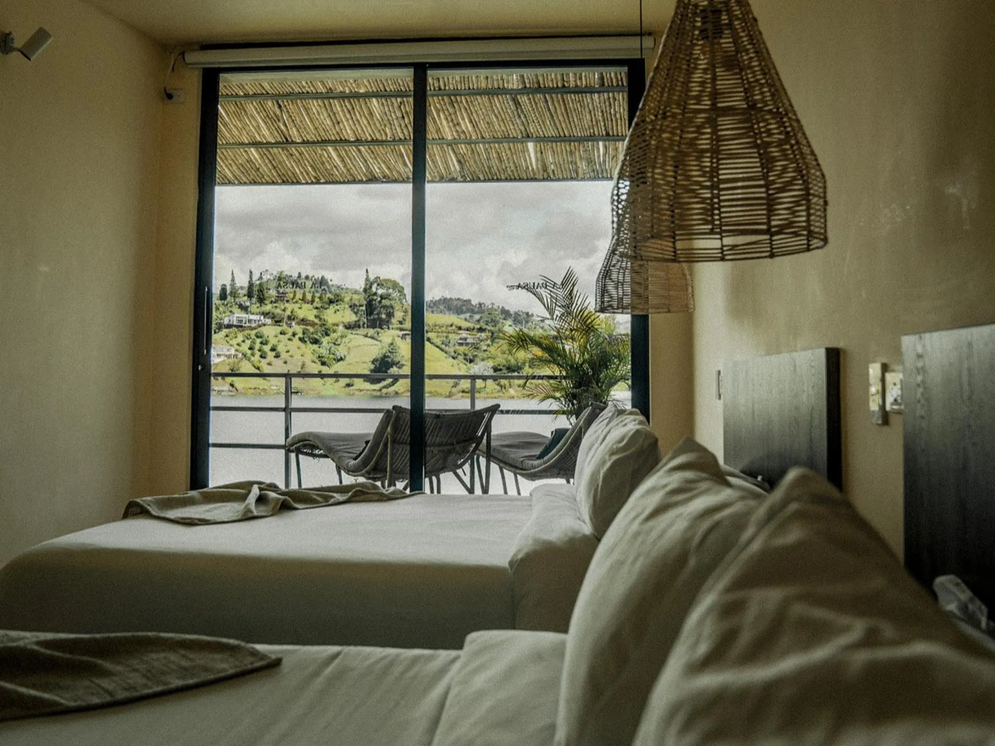 Bedroom, Bed in La Pausa Hotelbistro