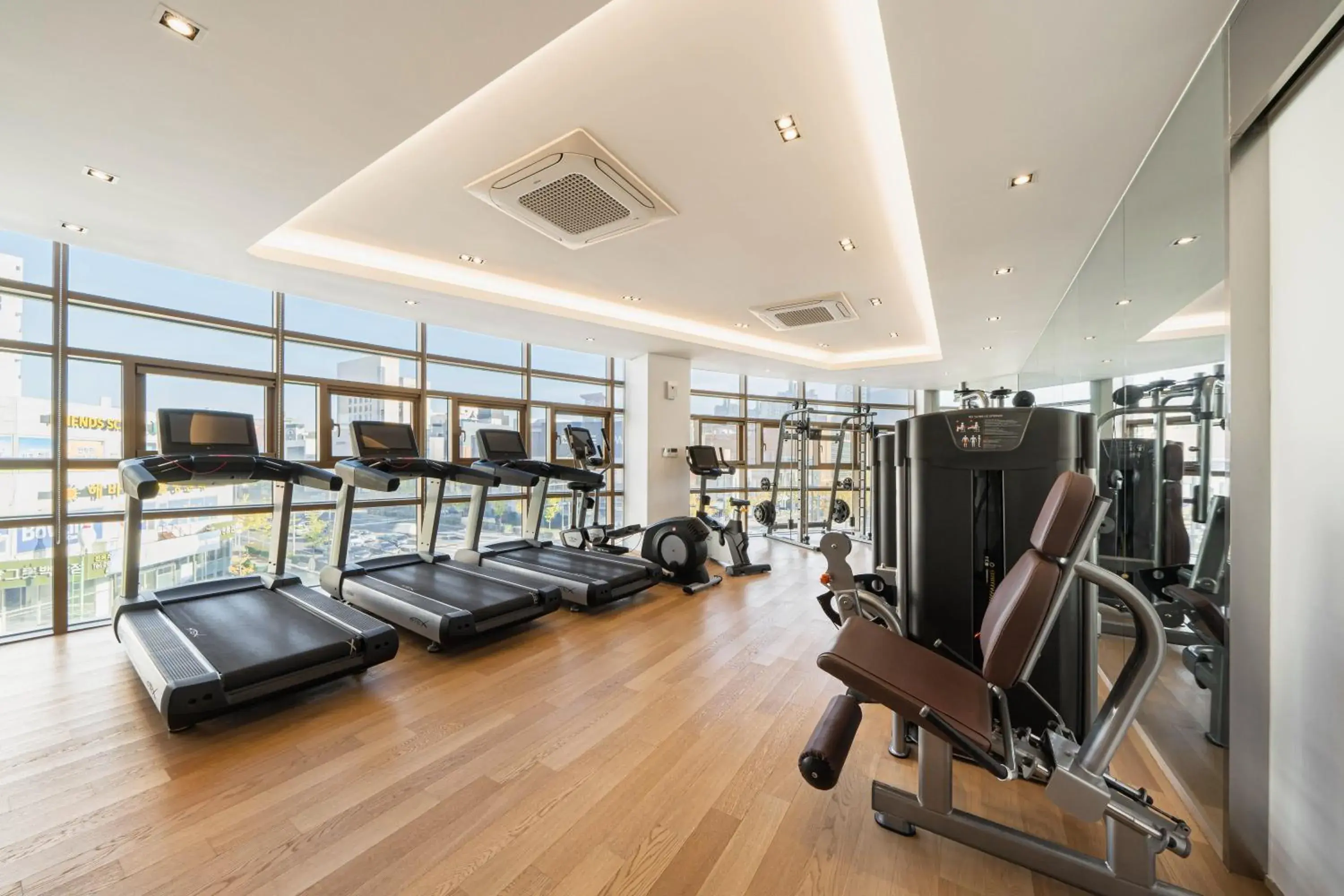 Fitness centre/facilities in Staz Hotel Ulsan Fitness centre/facilities in Staz Hotel Ulsan
