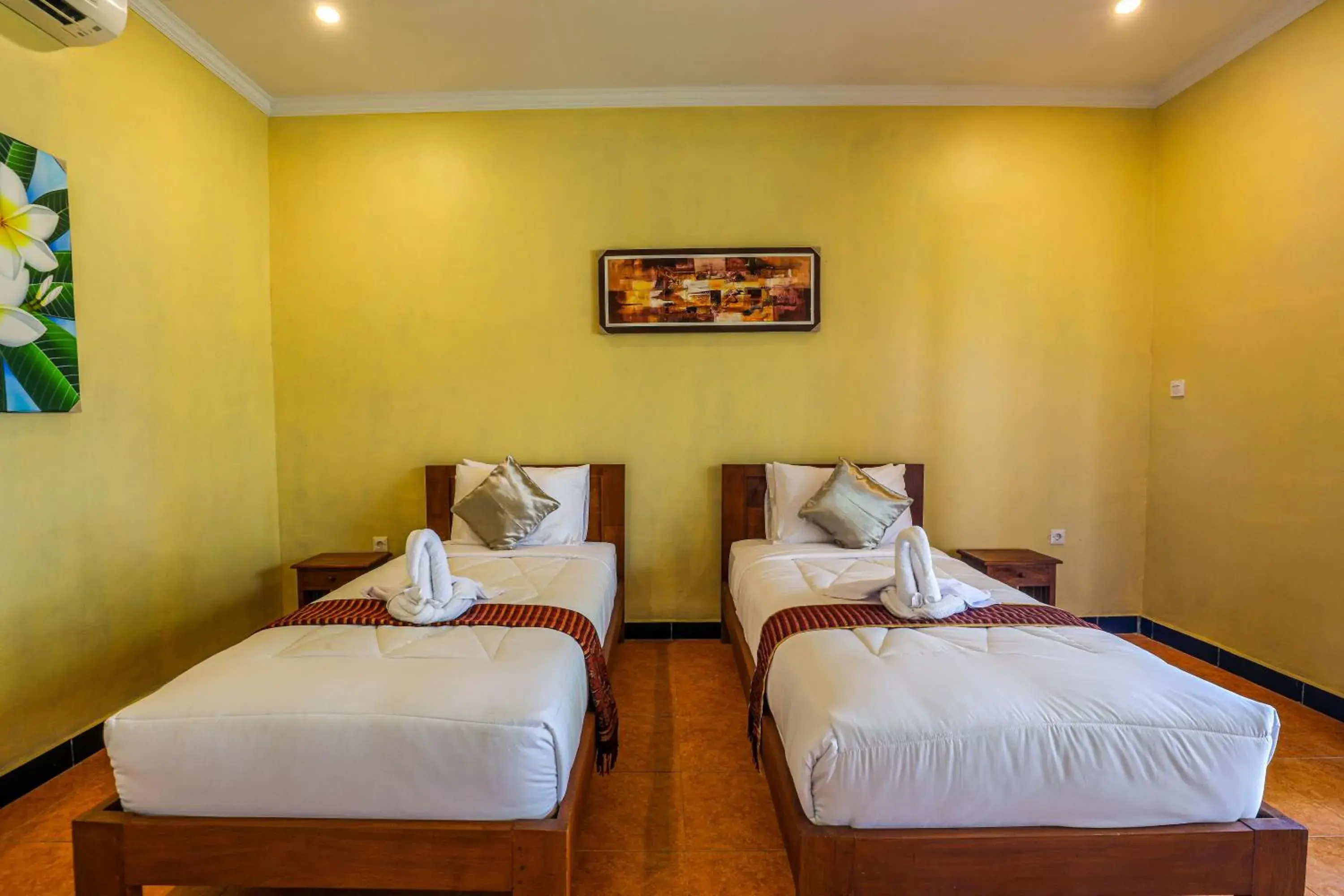 Bed in Grand Ball Beach Garden Bed in Grand Ball Beach Garden