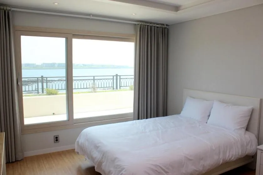 Bed in Haemorat Pension