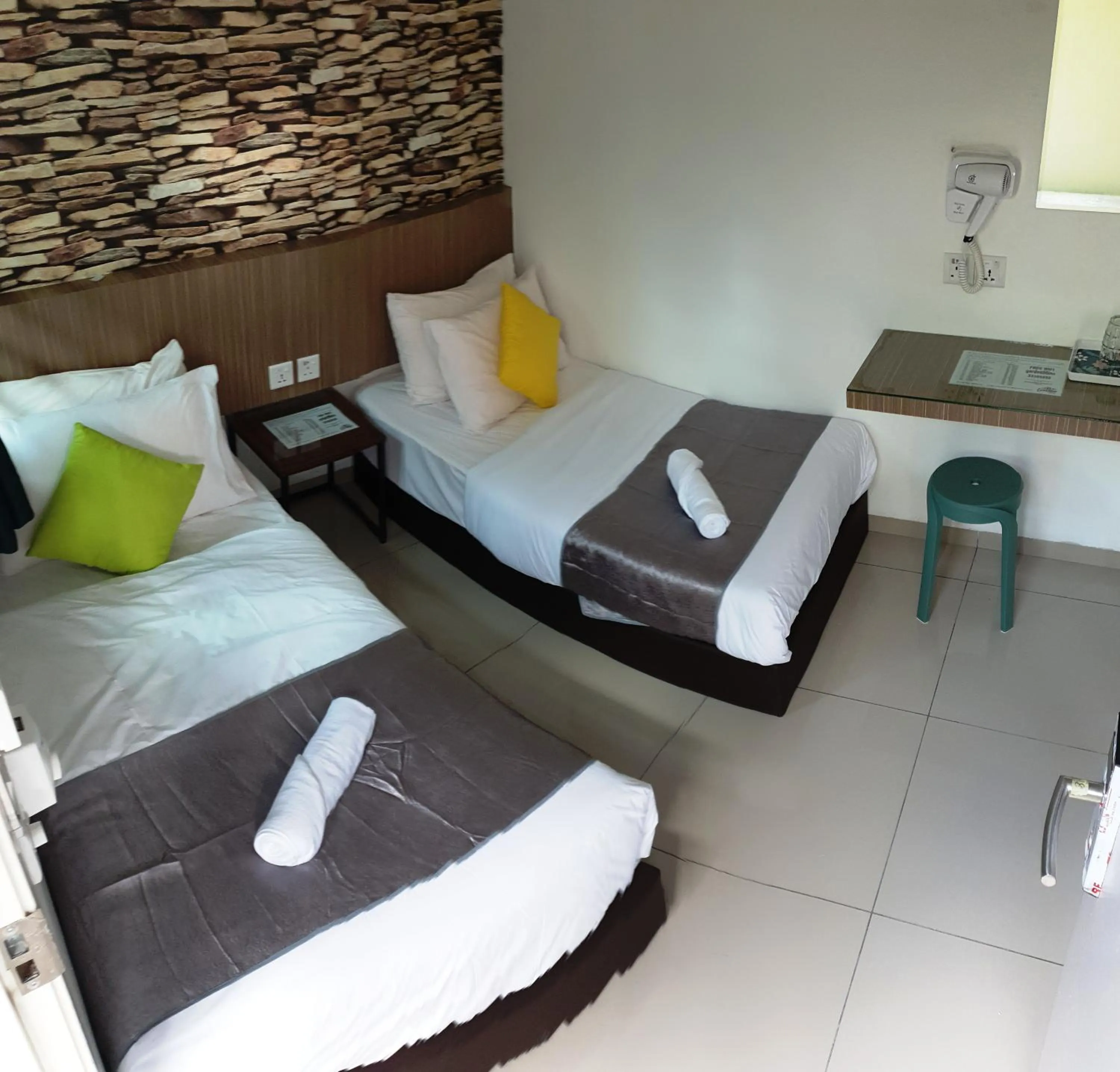 Bed in Garden 96 inn