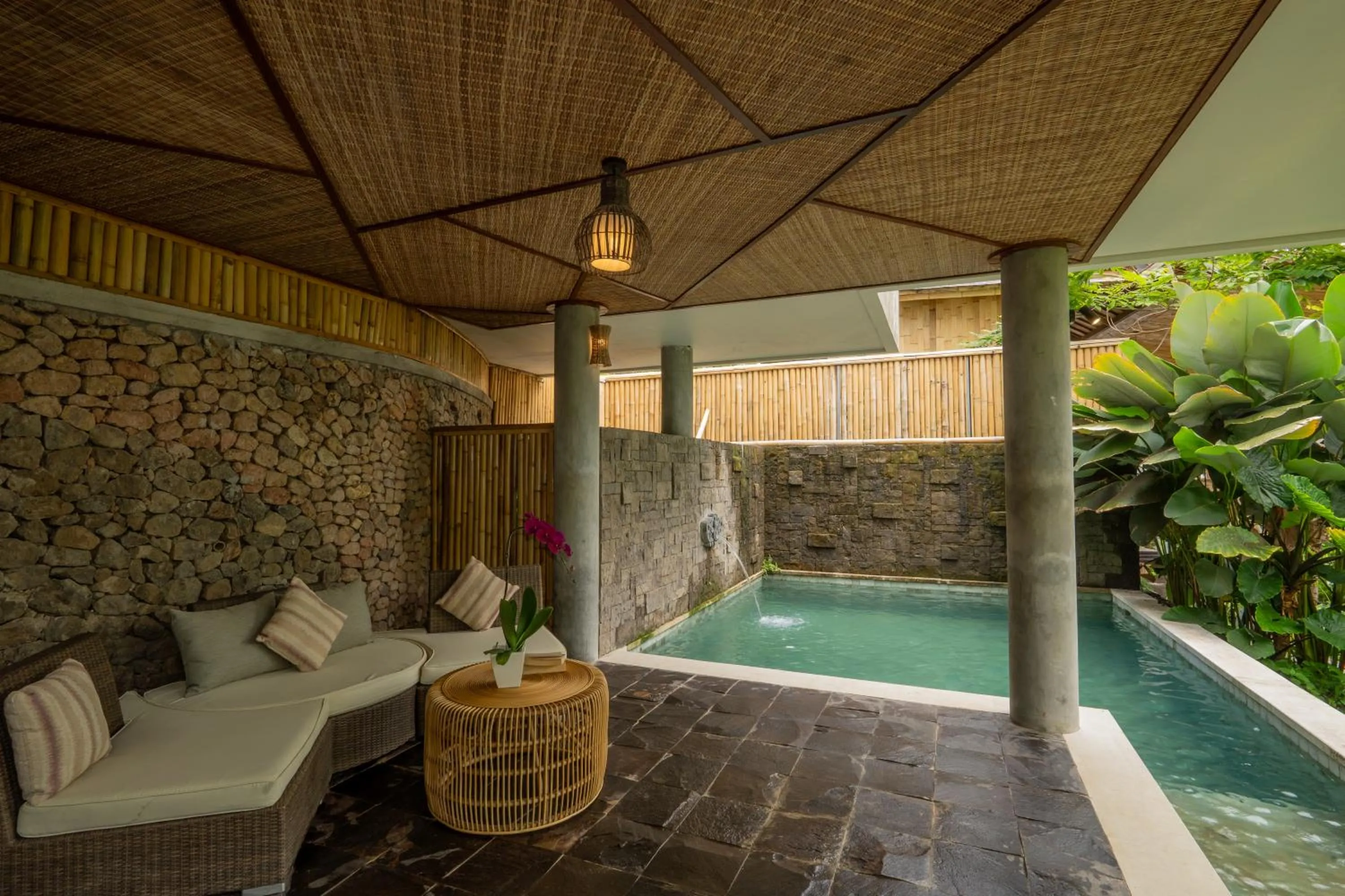 Swimming pool in Maha Hills Resort by Mahaprana Experience