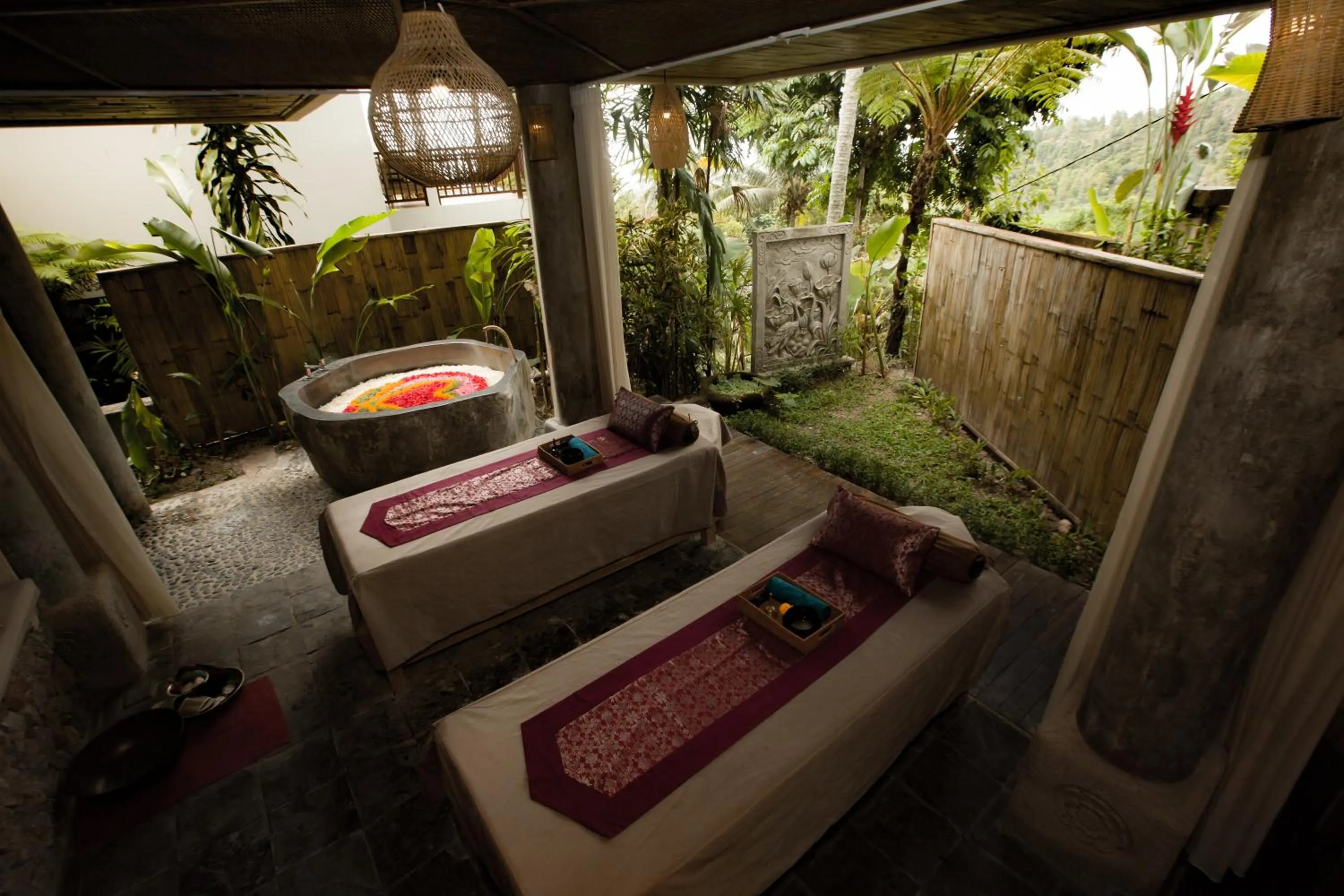 Spa and wellness centre/facilities in Maha Hills Resort by Mahaprana Experience