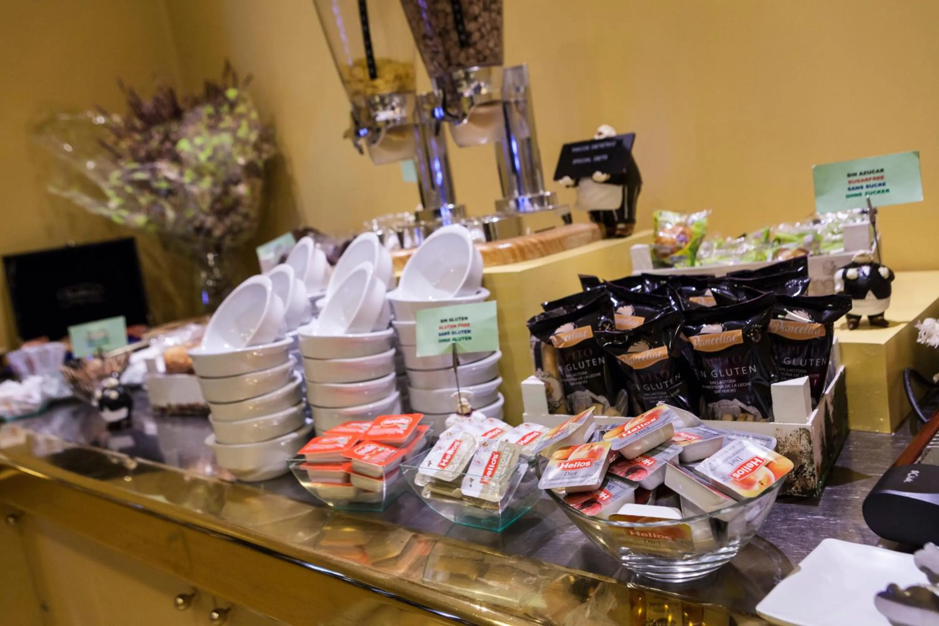 Food and drinks in Hotel Don Paco