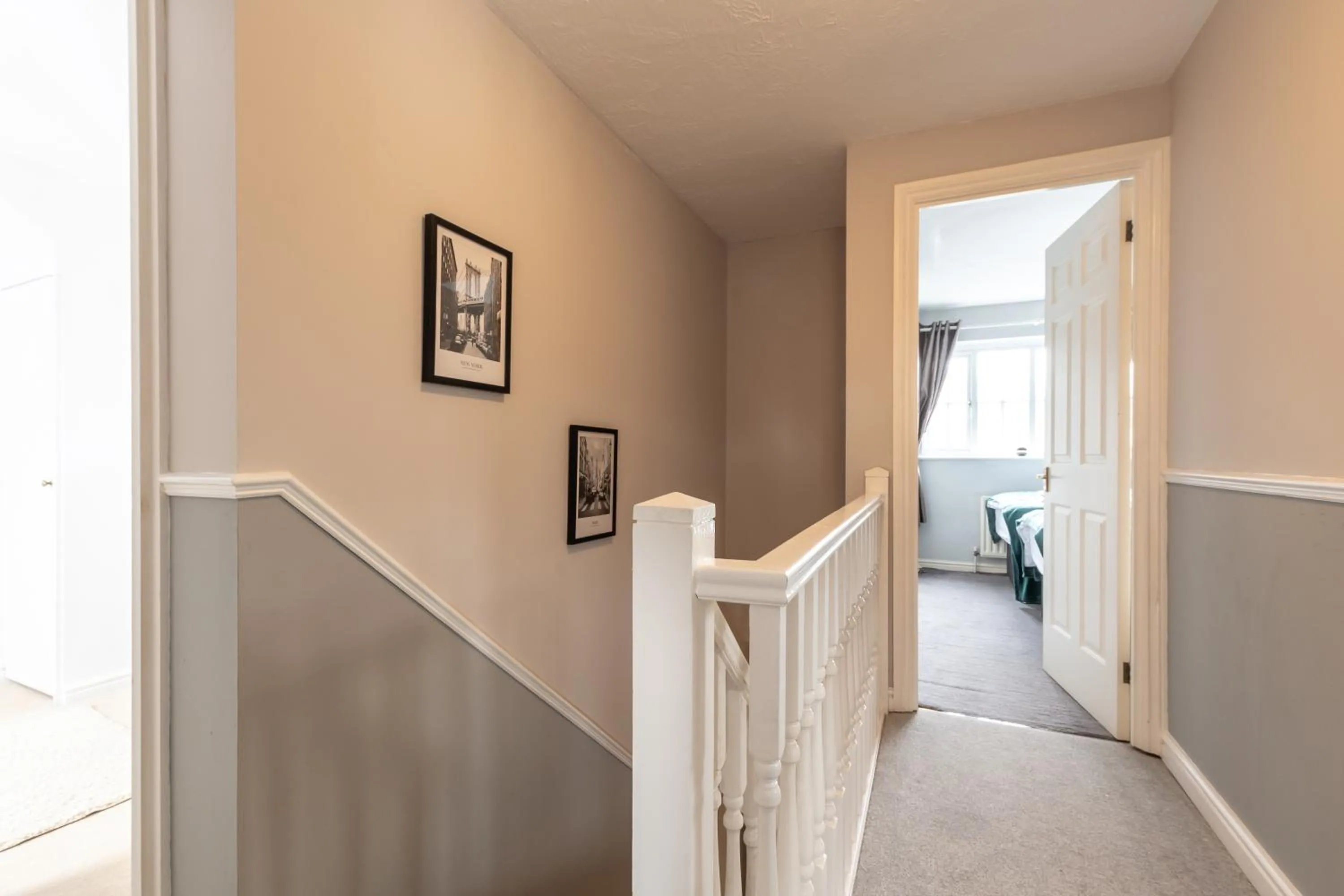 Bed in Chichester retreat house with free parking