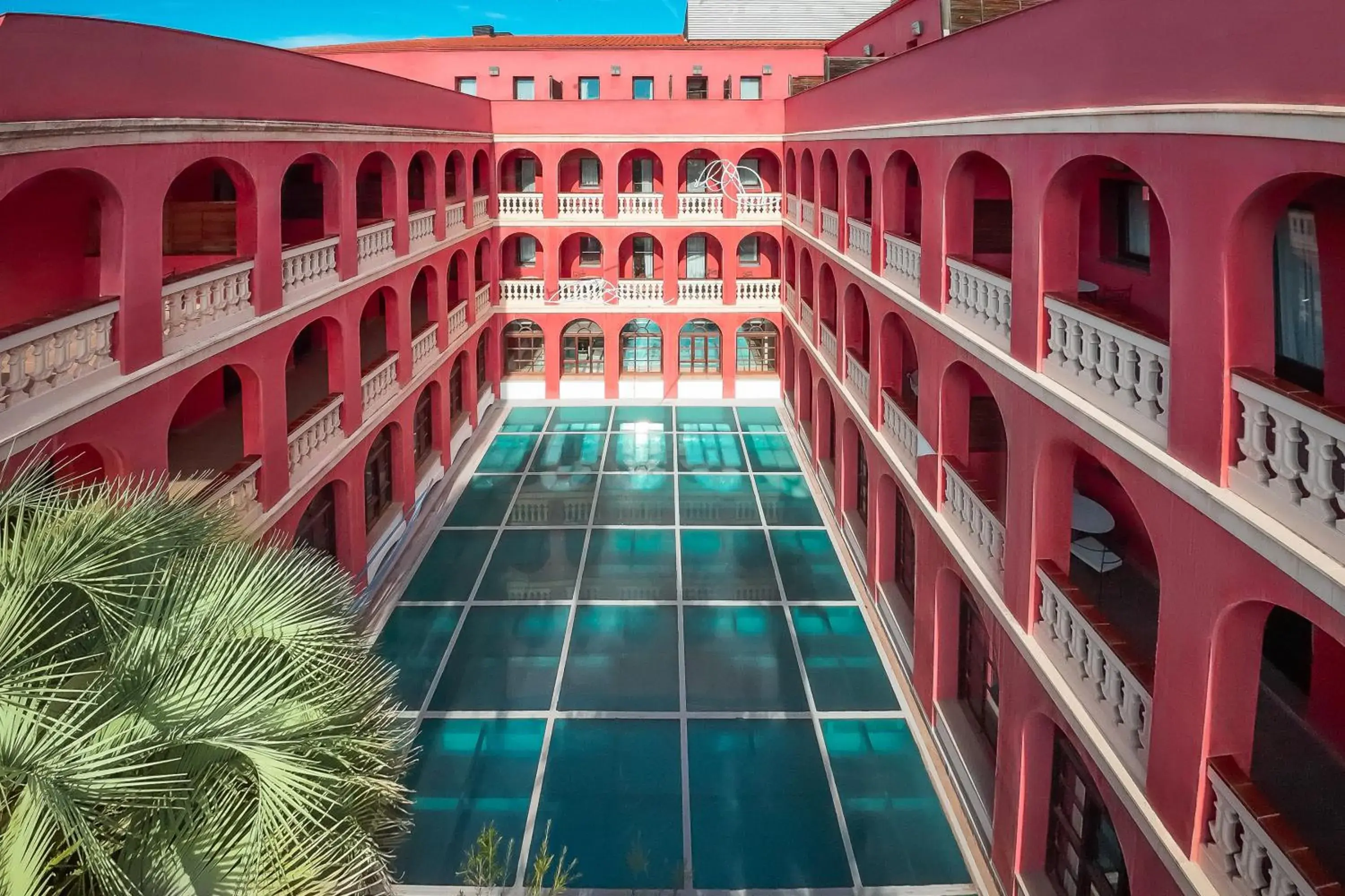 Property building in Hotel Blancafort Spa Termal Property building in Hotel Blancafort Spa Termal