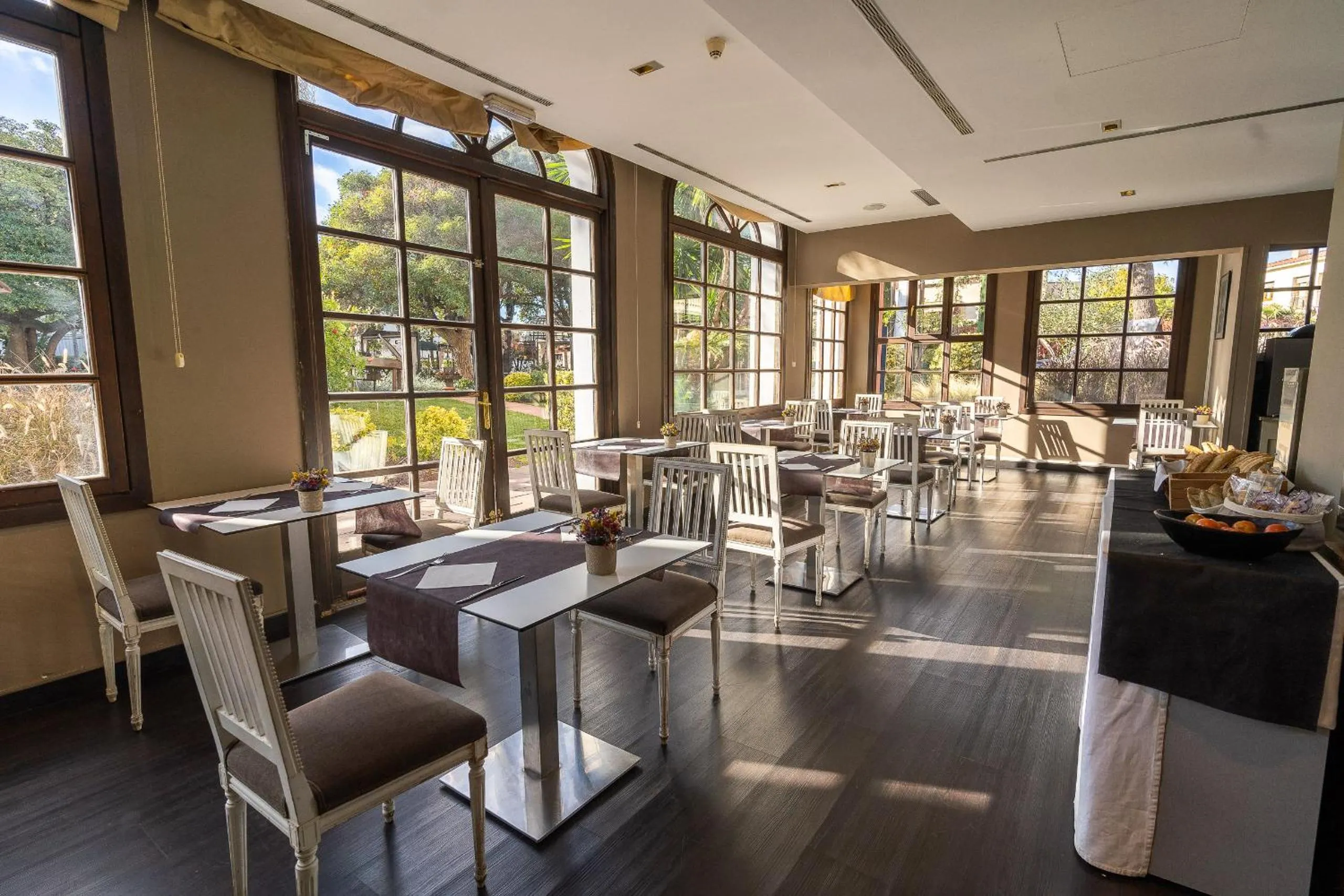 Restaurant/places to eat in Hotel Blancafort Spa Termal