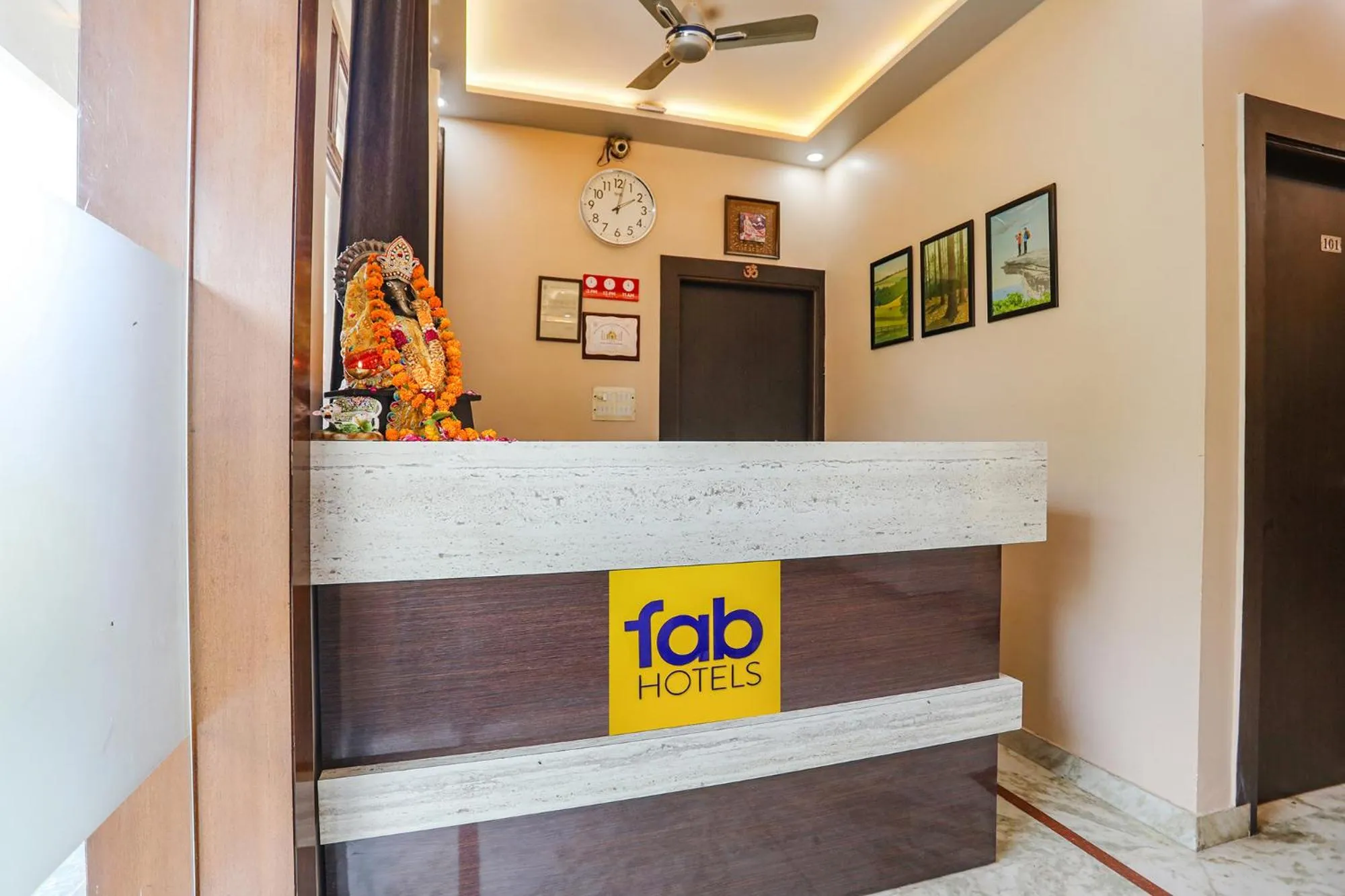 Lobby or reception in FabHotel Aaradhya Residency