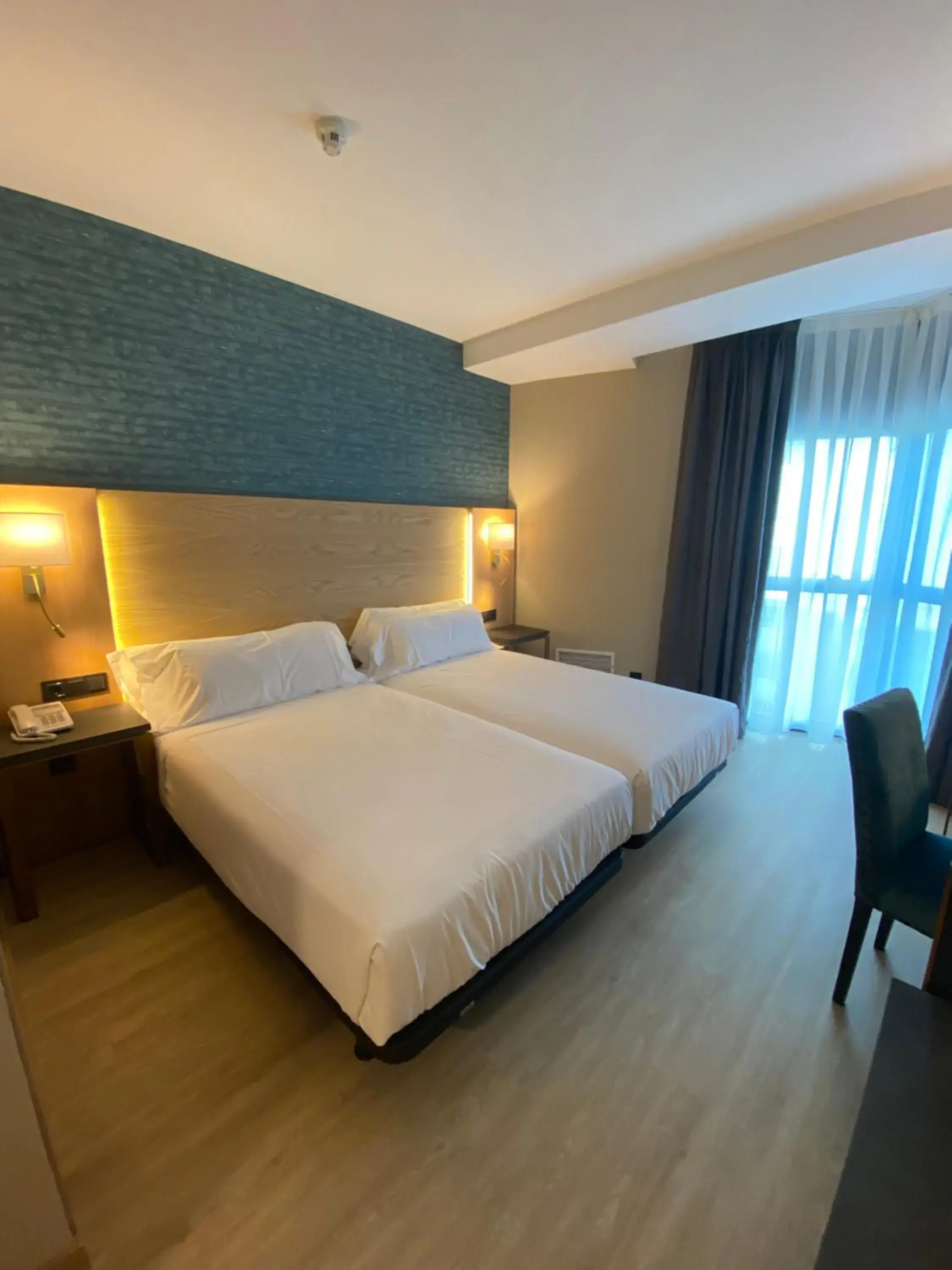 Bedroom, Bed in Hotel Zentral Gijón Rey Pelayo Bedroom, Bed in Hotel Zentral Gijón Rey Pelayo