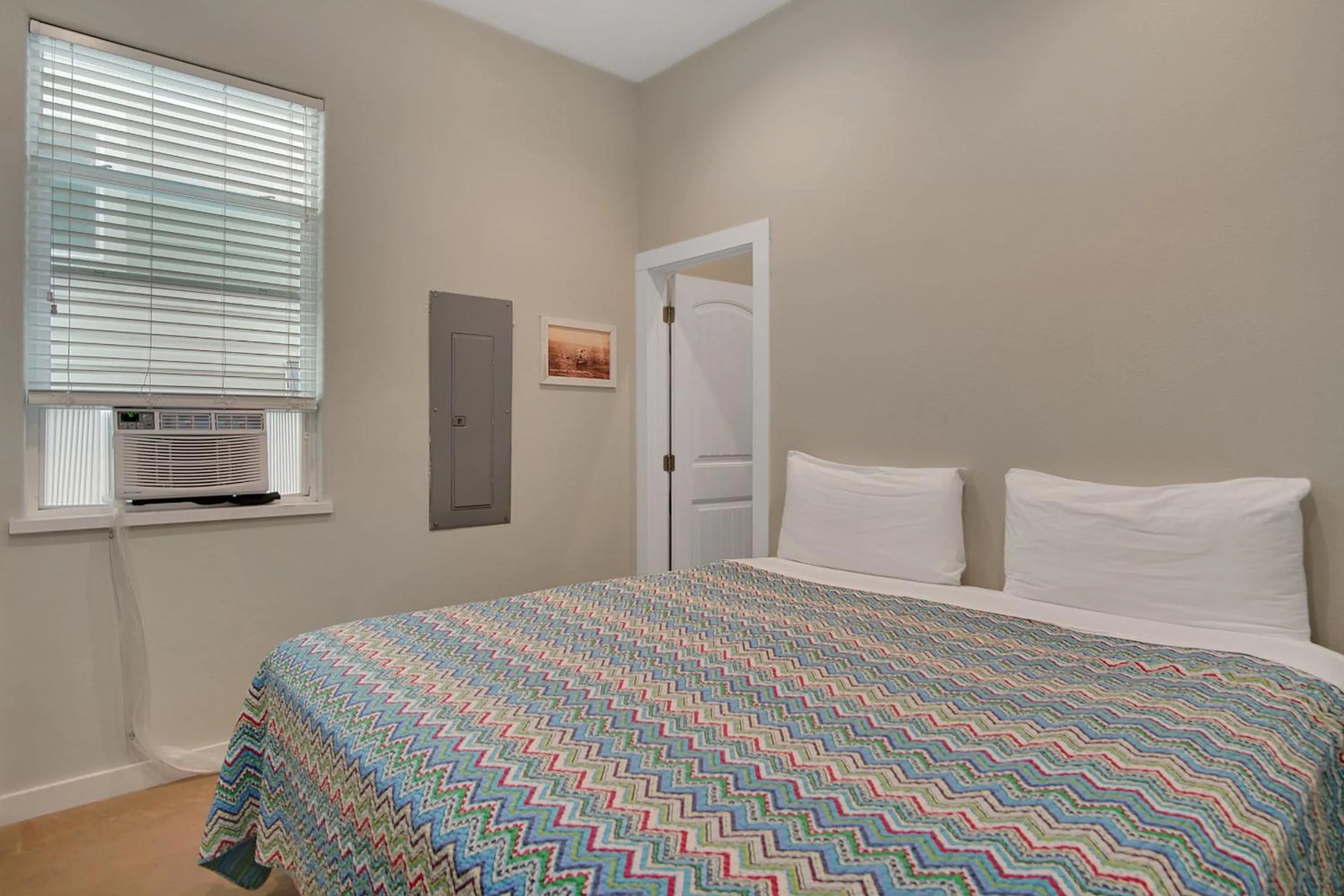 Property building, Bed in Beach Club 1