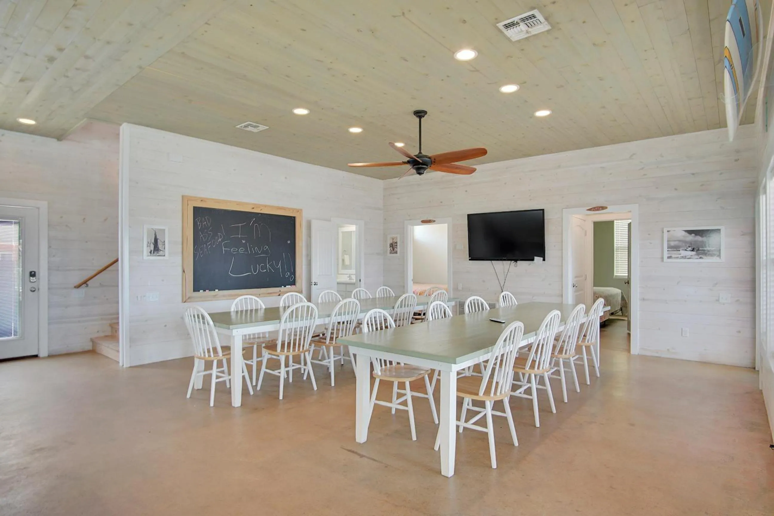 Property building in Beach Club 1