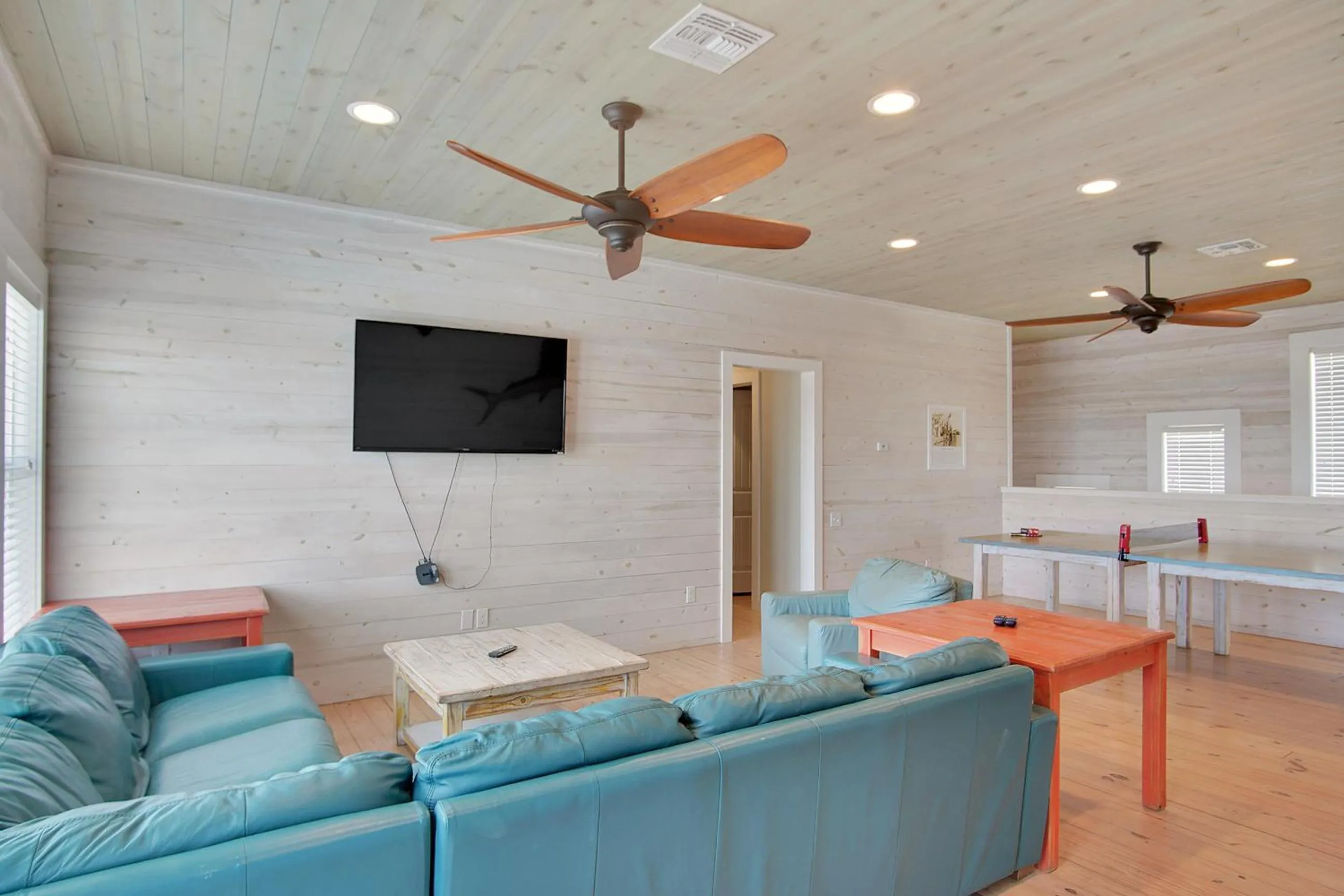 Property building in Beach Club 1