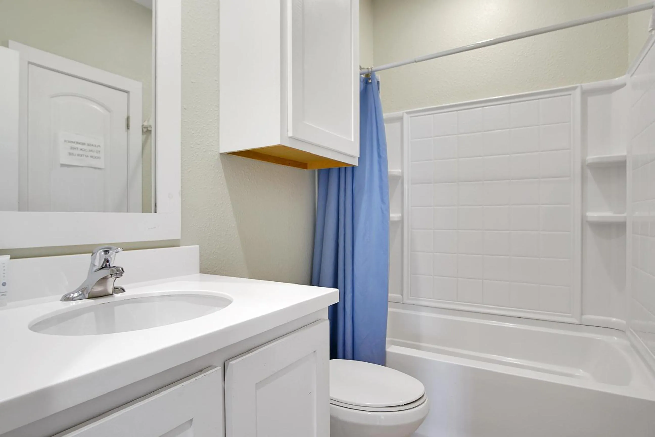 Property building in Beach Club 1