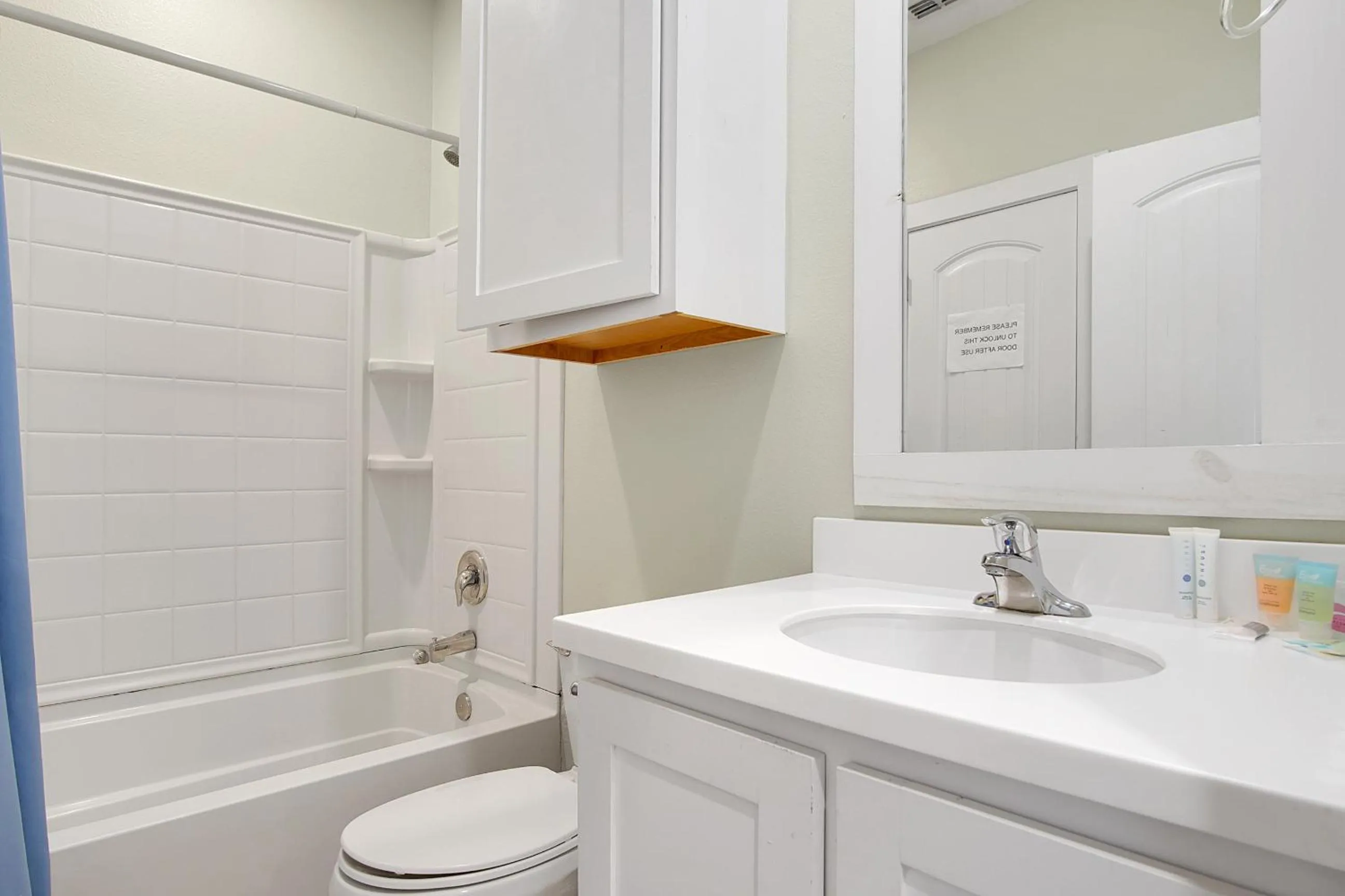 Property building in Beach Club 1