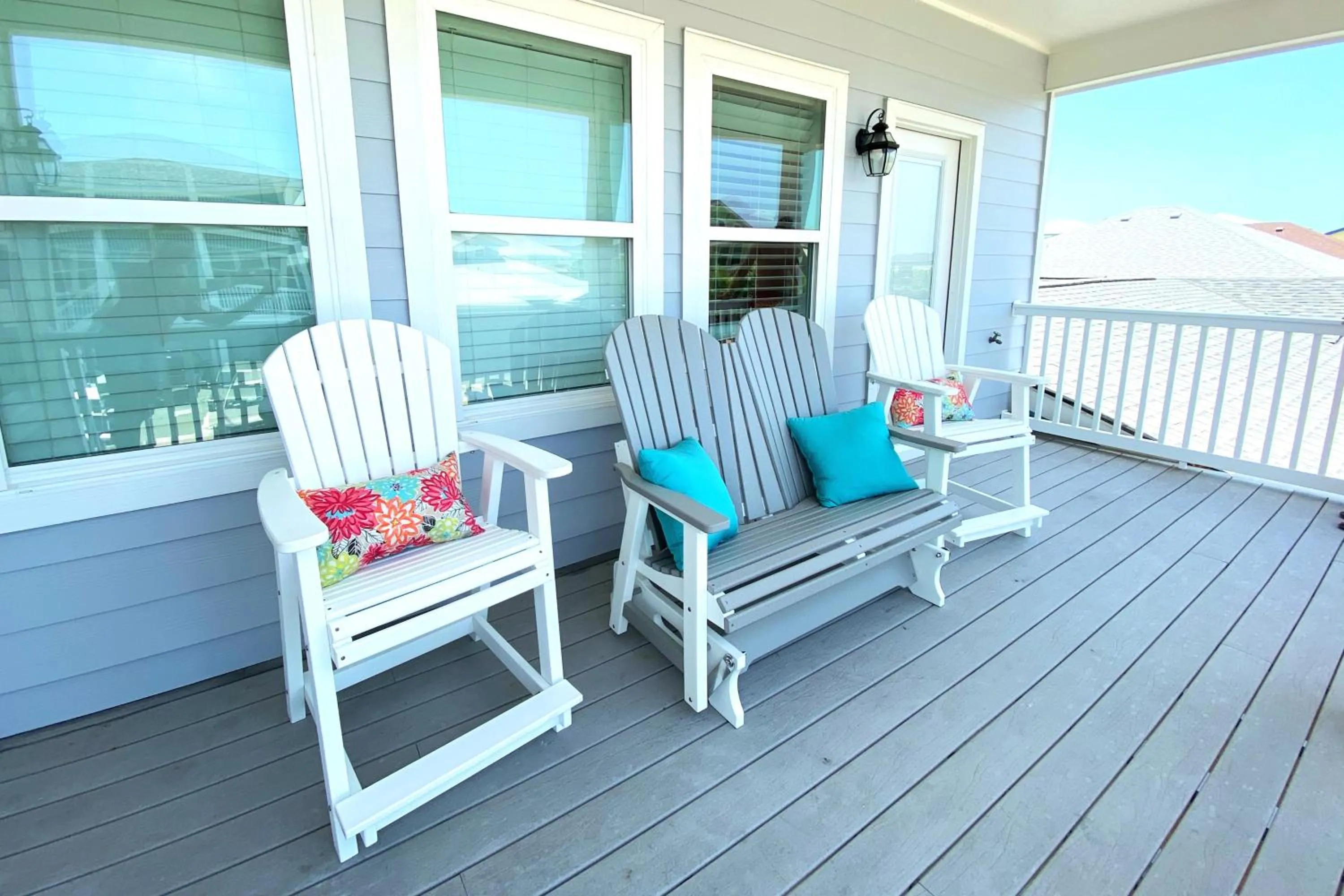 Property building in Sassy Seahorse