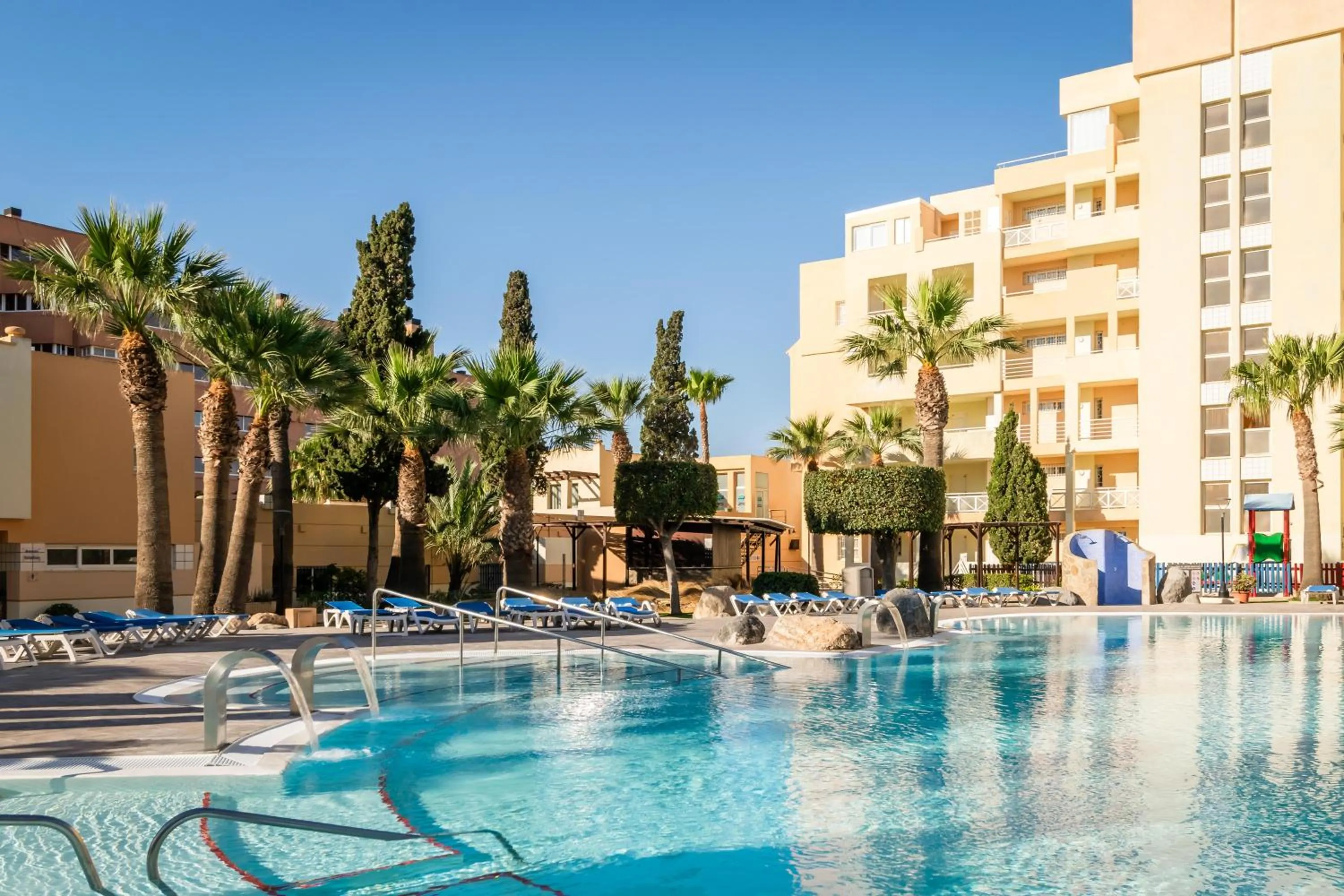 Swimming pool in Hotel Fenix Family by ALEGRIA