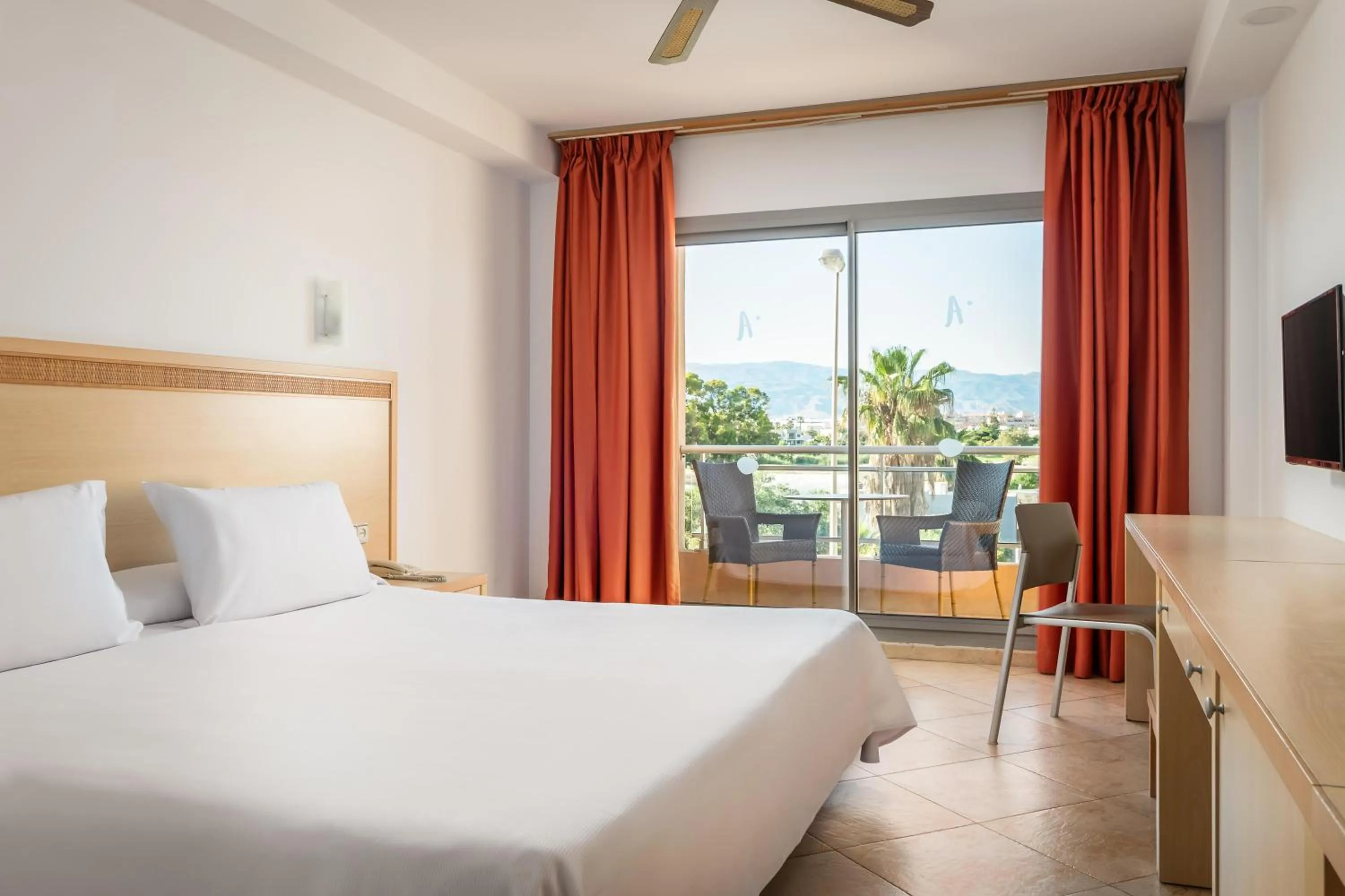 Photo of the whole room, Bed in Hotel Fenix Family by ALEGRIA