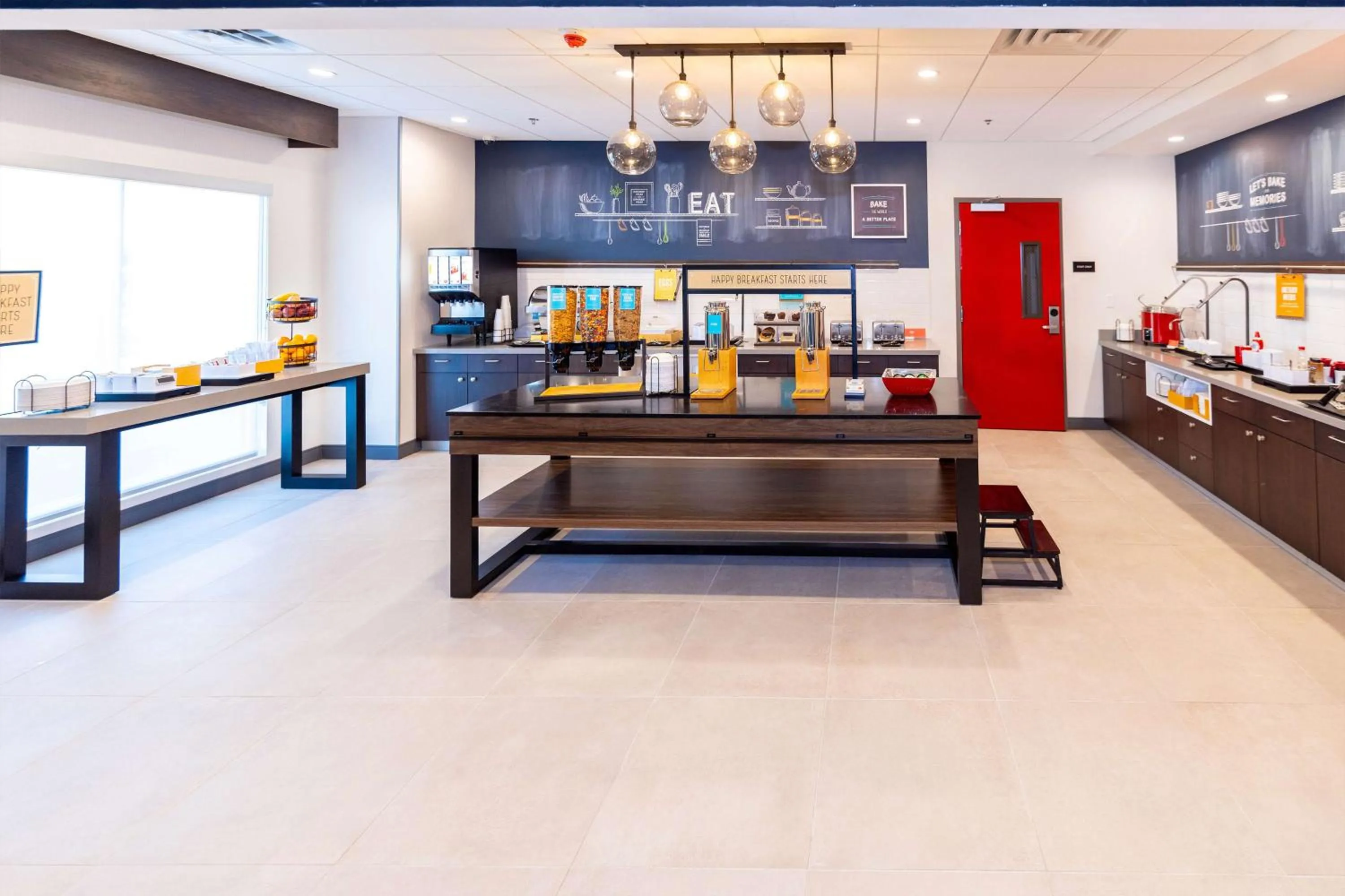 Breakfast in Hampton Inn Selma, Ca