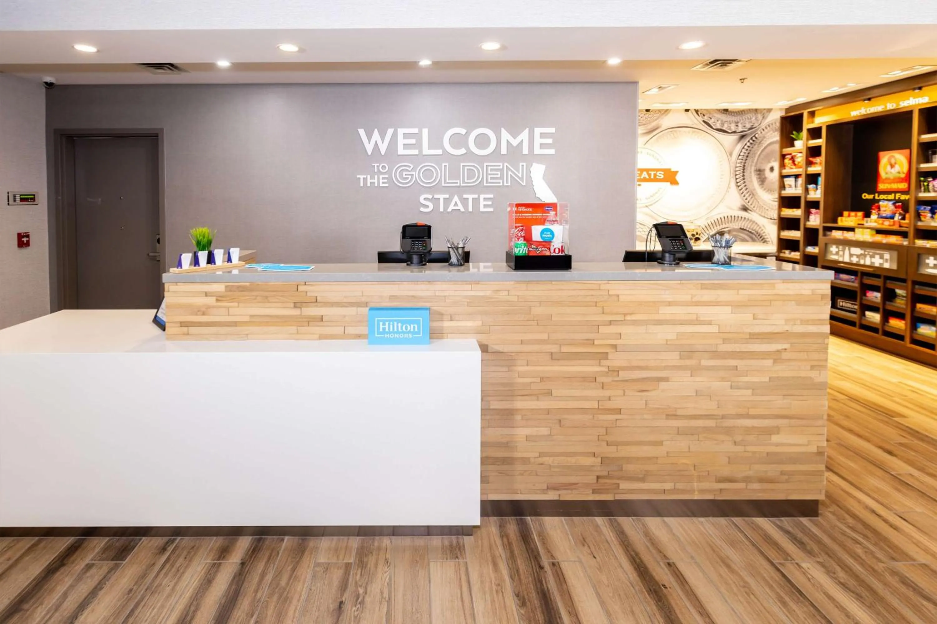 Lobby or reception in Hampton Inn Selma, Ca
