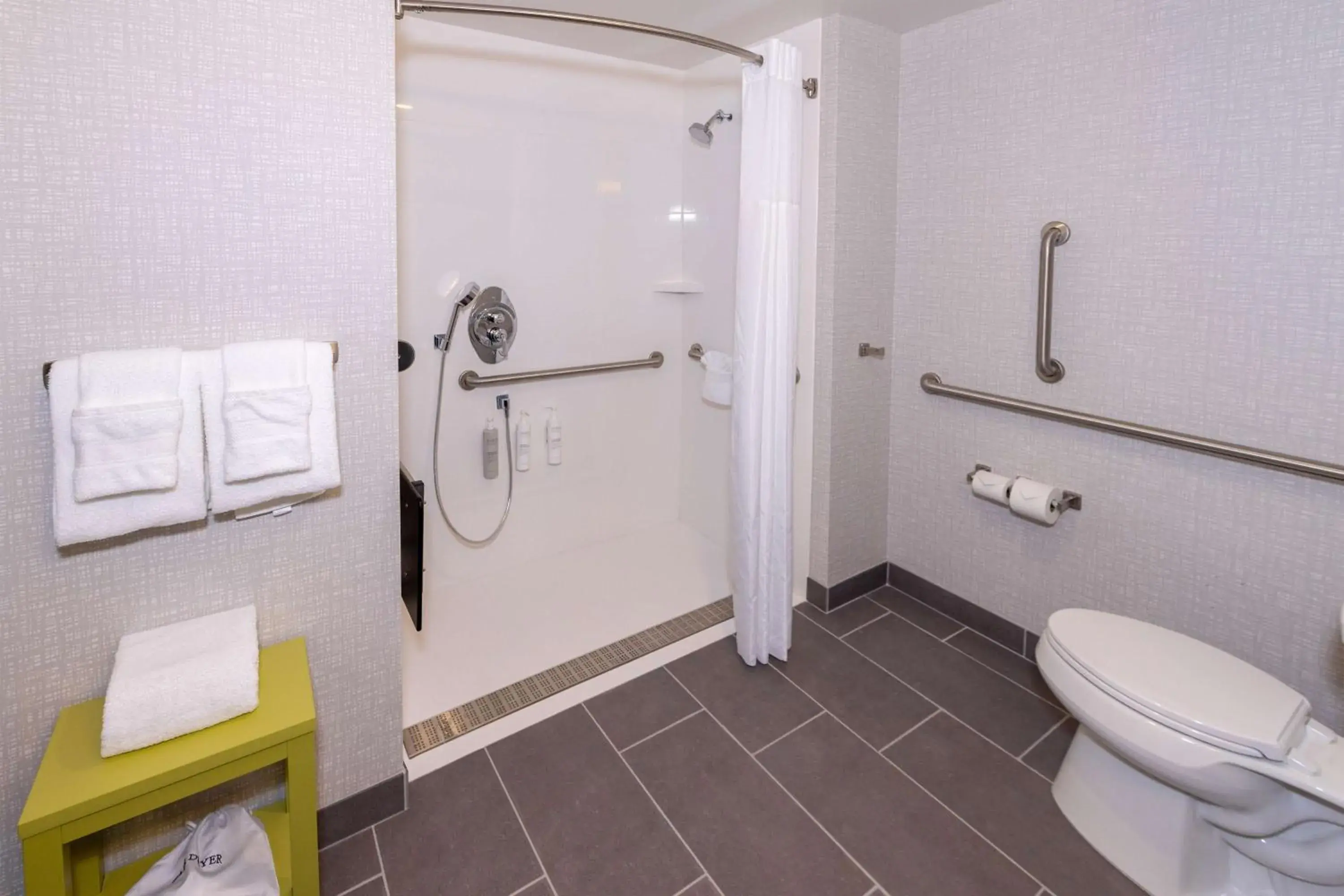 Queen Room with Two Queen Beds and Roll-In Shower - Mobility and Hearing Access in Hampton Inn Selma, Ca Queen Room with Two Queen Beds and Roll-In Shower - Mobility and Hearing Access in Hampton Inn Selma, Ca