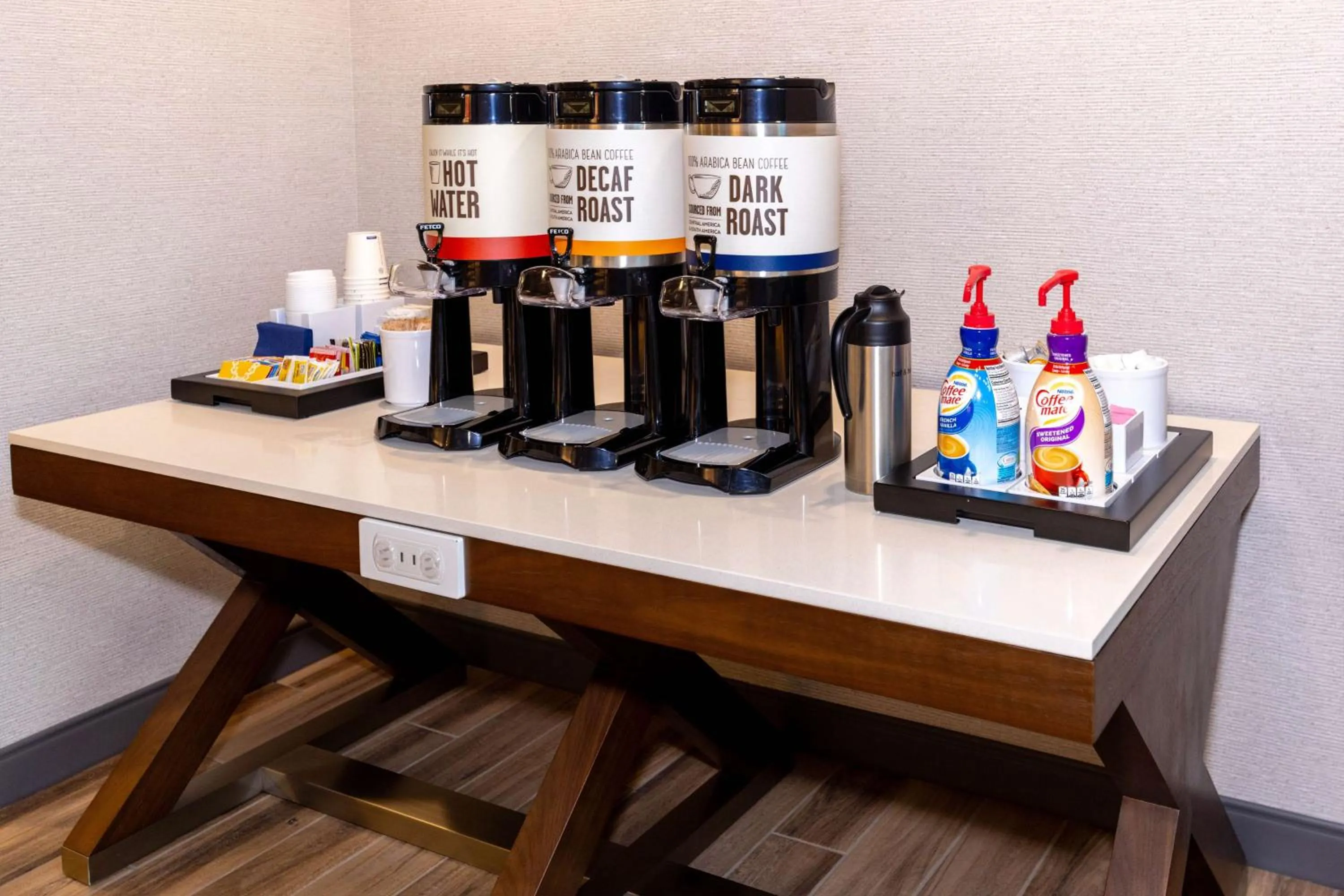 Dining area in Hampton Inn Selma, Ca