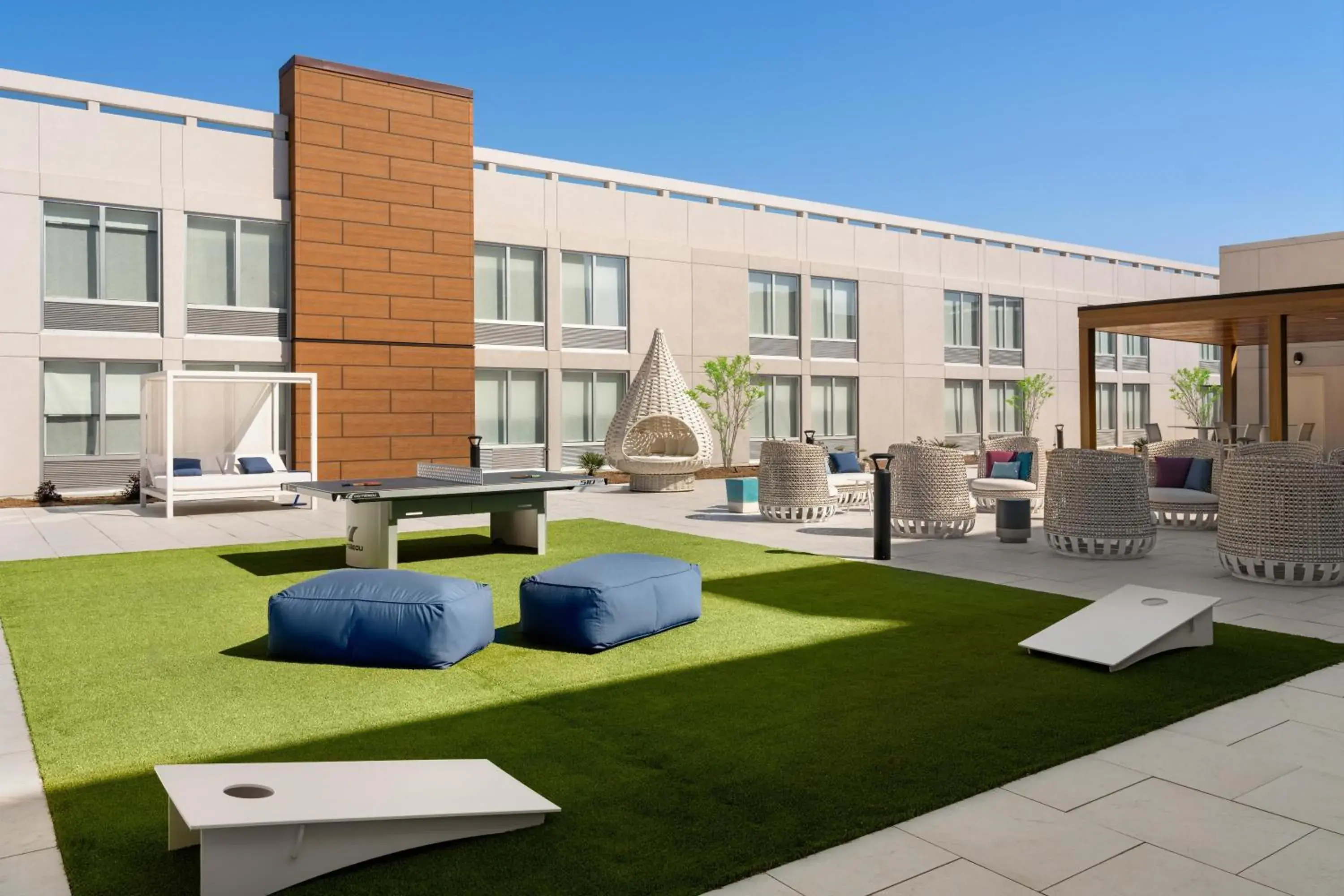 Inner courtyard view in Tru By Hilton Wilmington Inner courtyard view in Tru By Hilton Wilmington