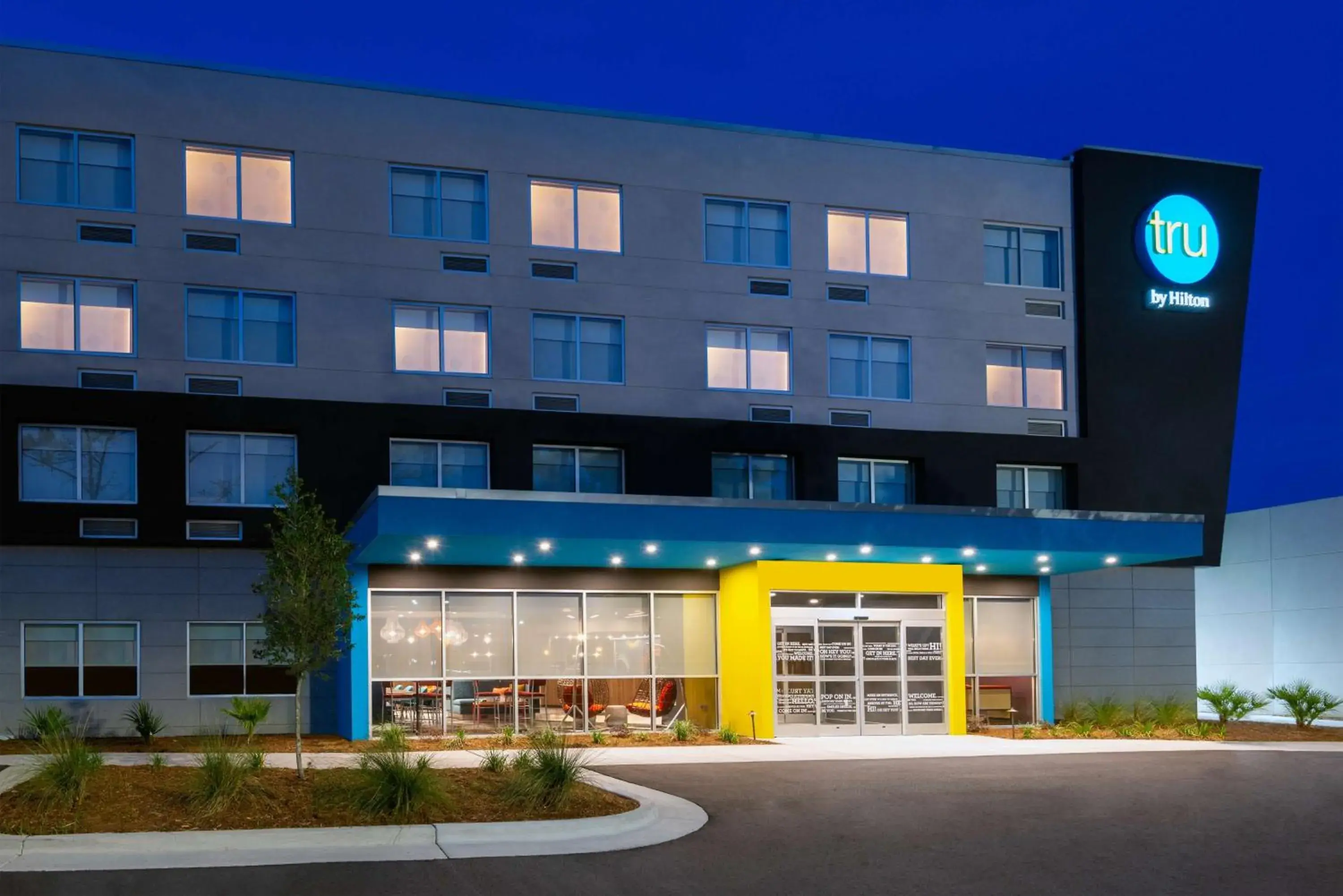 Property building in Tru By Hilton Wilmington Property building in Tru By Hilton Wilmington