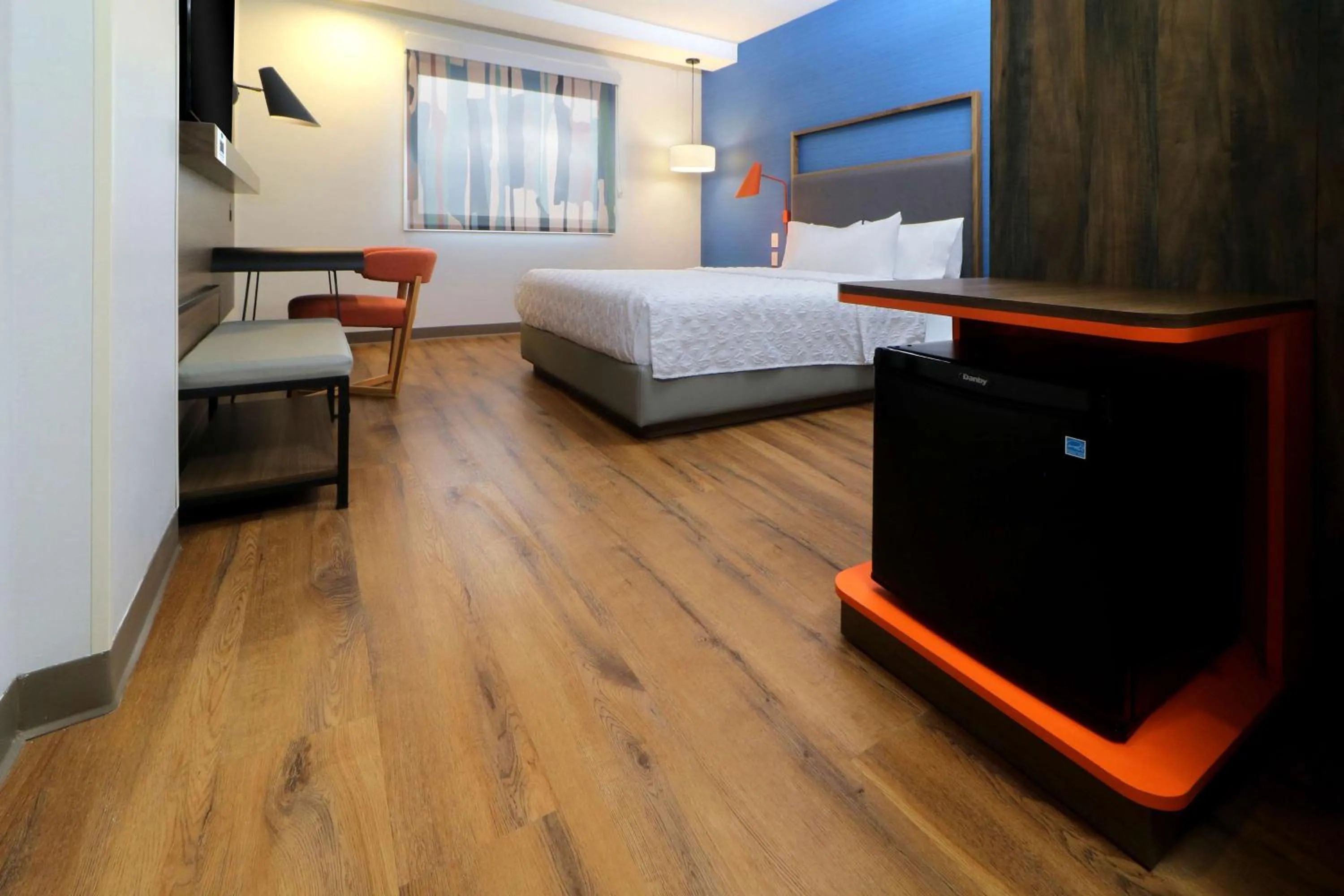 Bed in Tru By Hilton Monterrey Fundidora