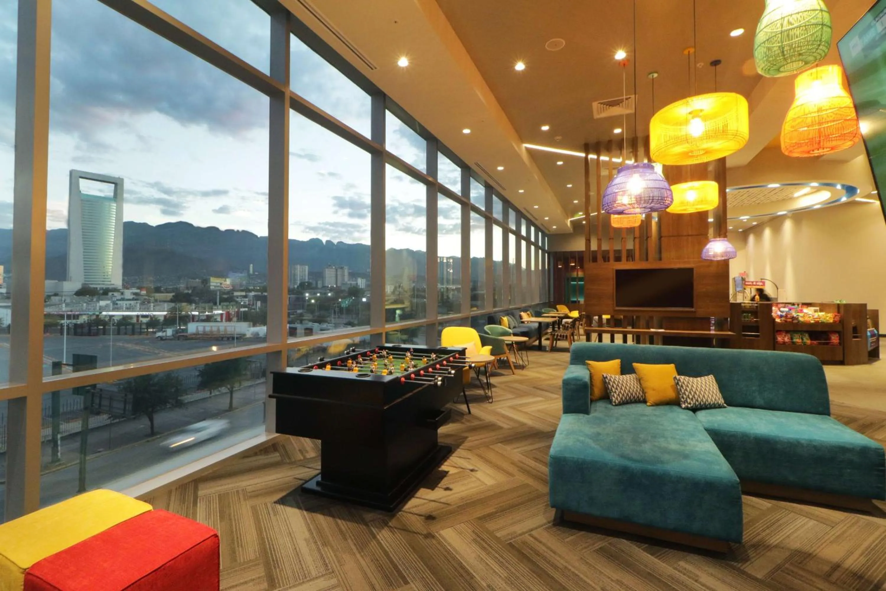 Lobby or reception in Tru By Hilton Monterrey Fundidora