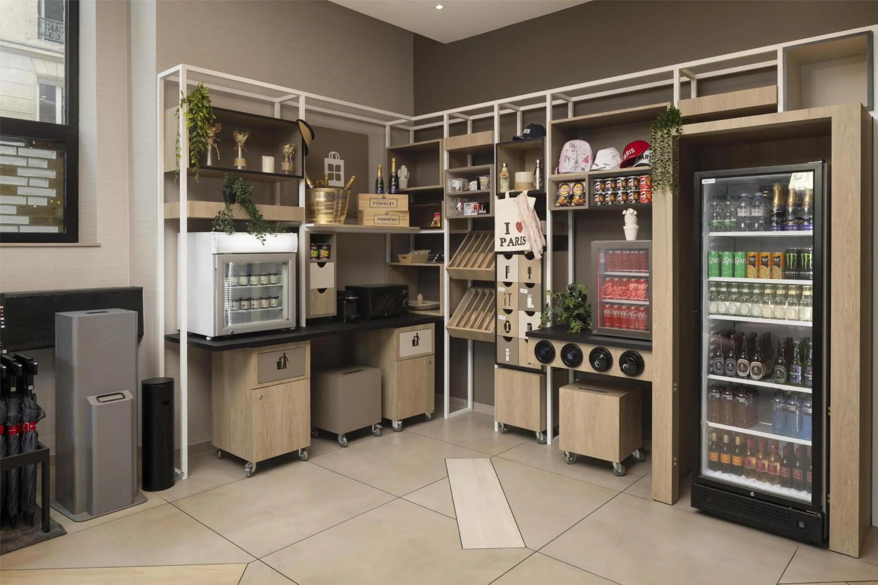 Restaurant/places to eat in Hilton Garden Inn Paris La Villette