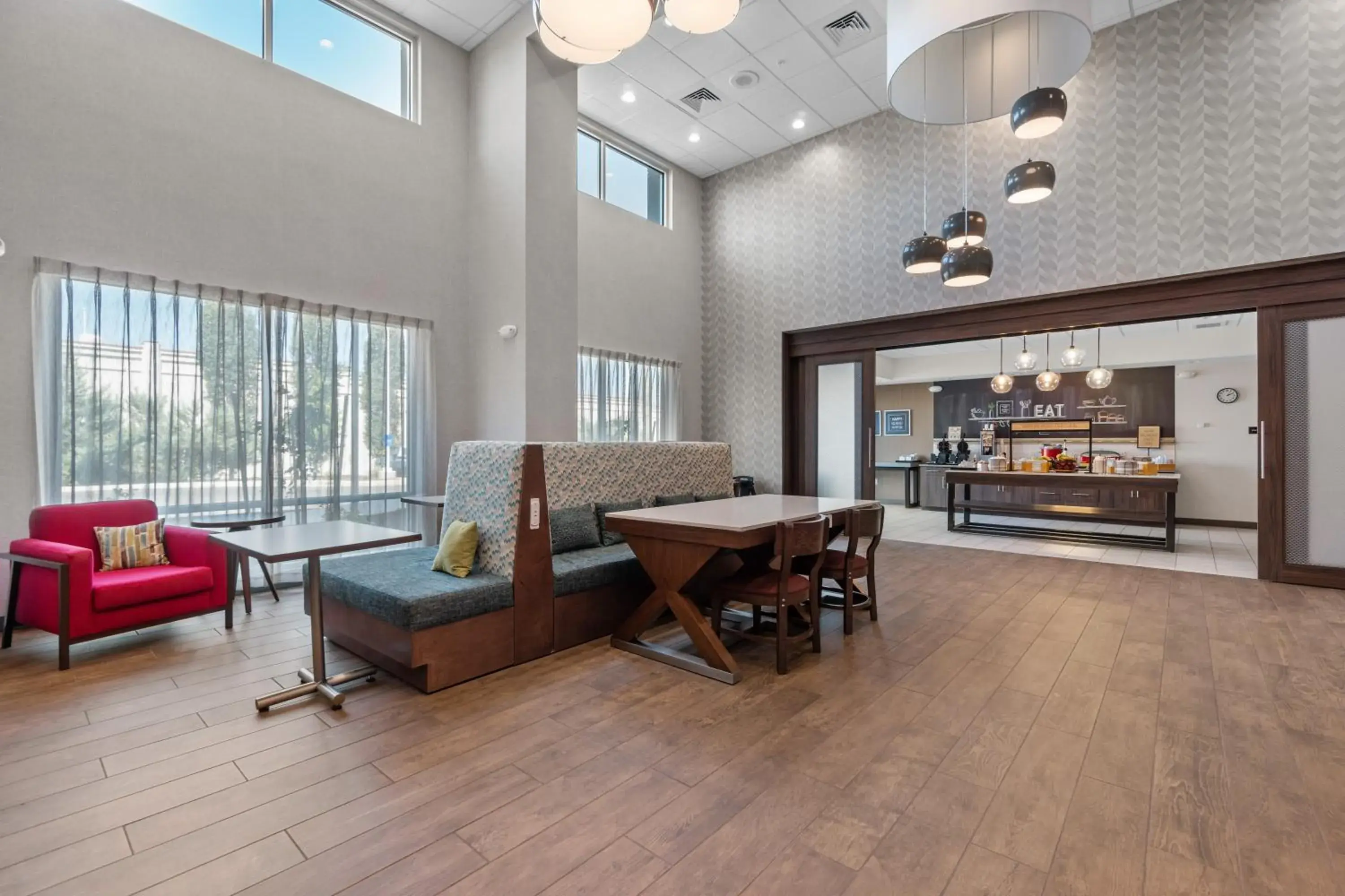 Lobby or reception in Hampton Inn Redmond Bend Airport Lobby or reception in Hampton Inn Redmond Bend Airport