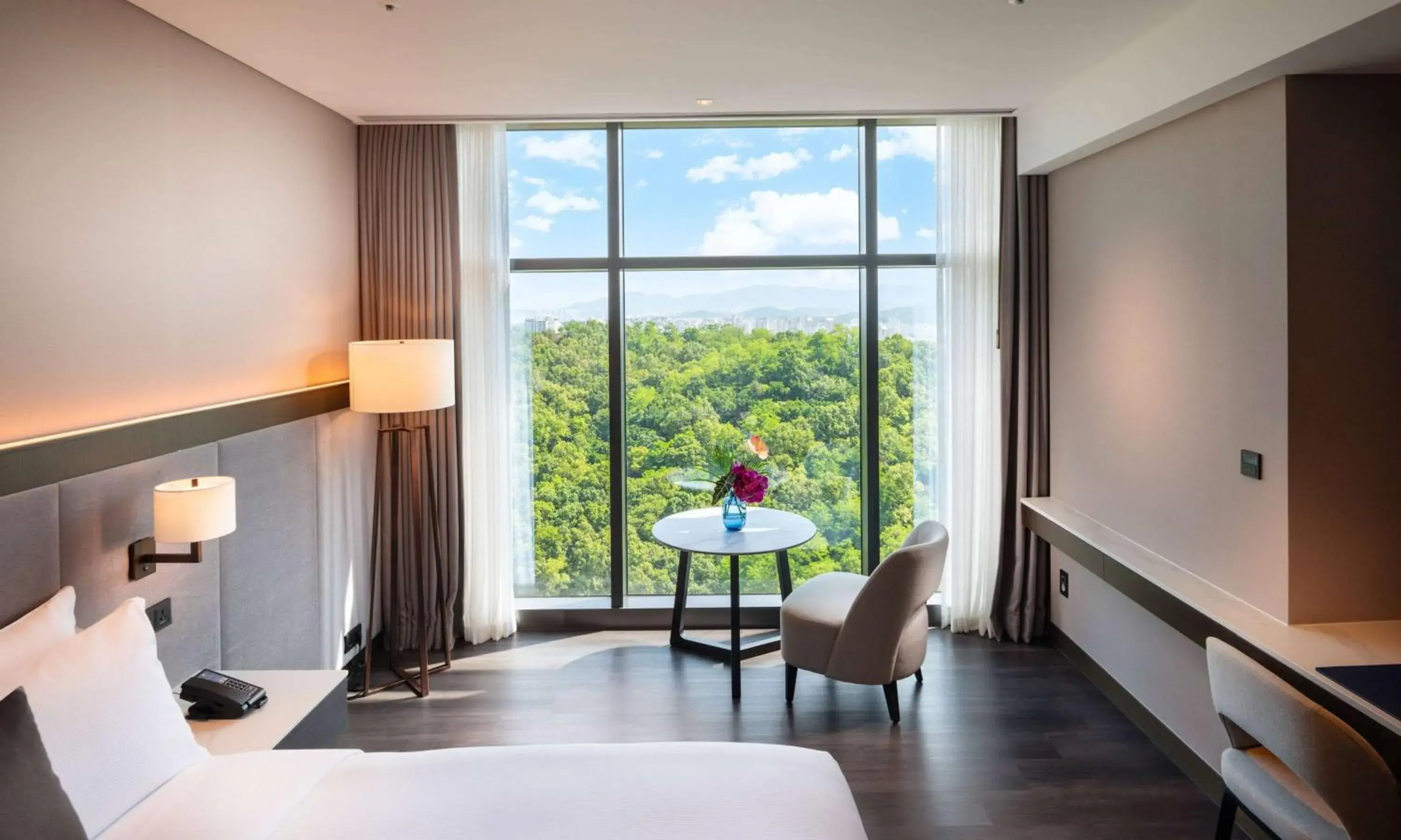 Executive King Room with Forest View in DoubleTree By Hilton Seoul Pangyo Executive King Room with Forest View in DoubleTree By Hilton Seoul Pangyo