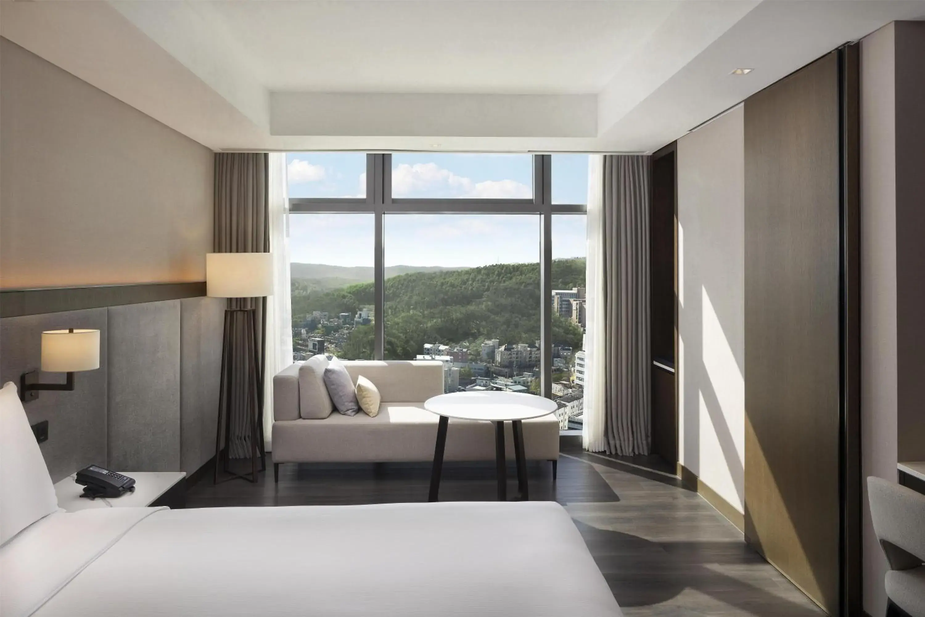 Bed in DoubleTree By Hilton Seoul Pangyo Bed in DoubleTree By Hilton Seoul Pangyo