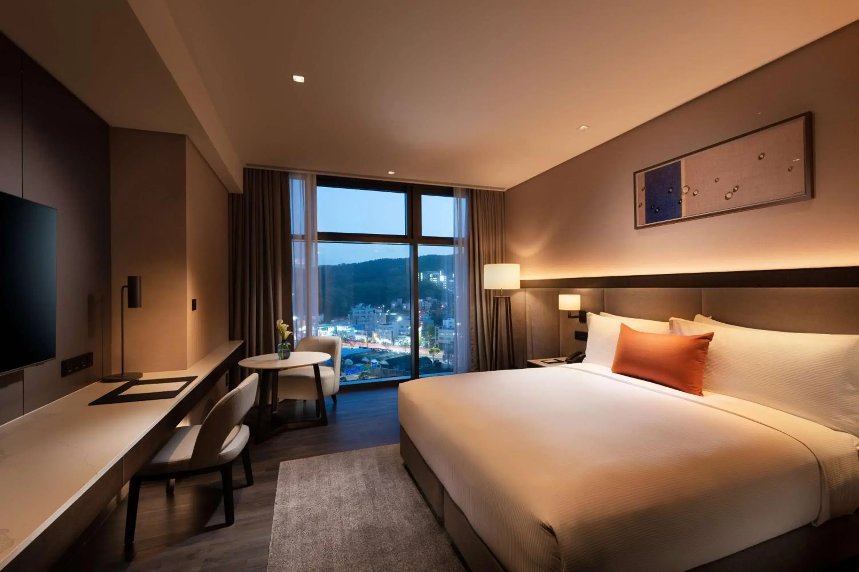 King Guest Room in DoubleTree By Hilton Seoul Pangyo King Guest Room in DoubleTree By Hilton Seoul Pangyo