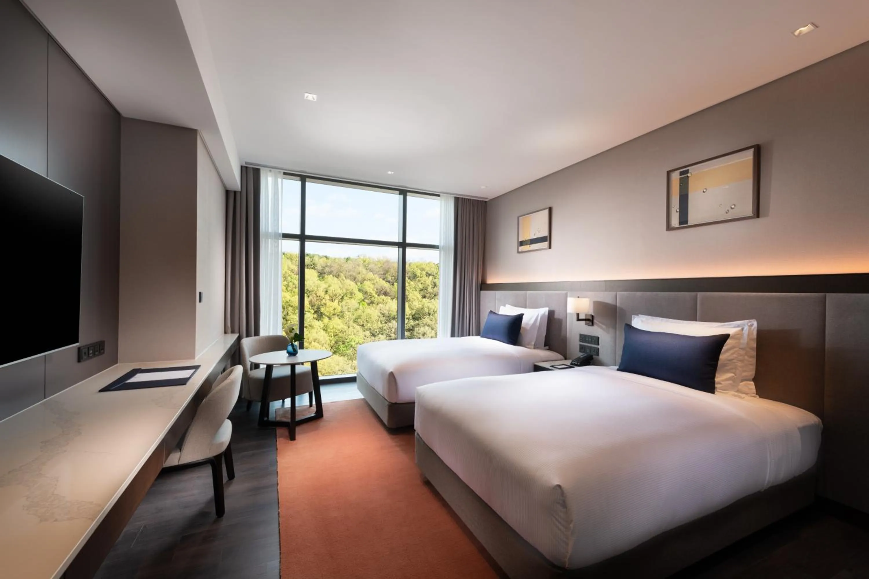 Bedroom, Bed in DoubleTree By Hilton Seoul Pangyo