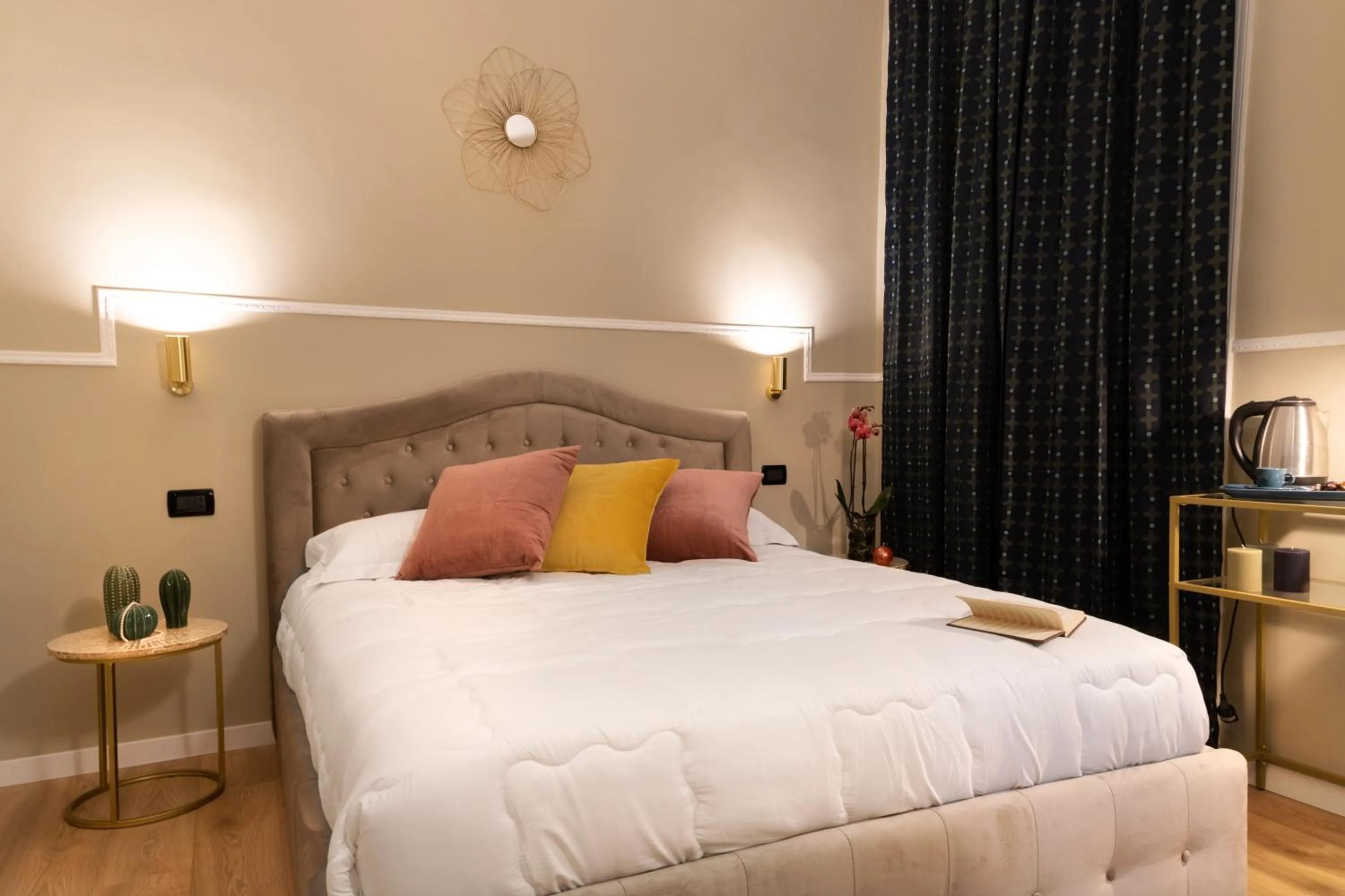 Bed in Fair Suite Roma Termini