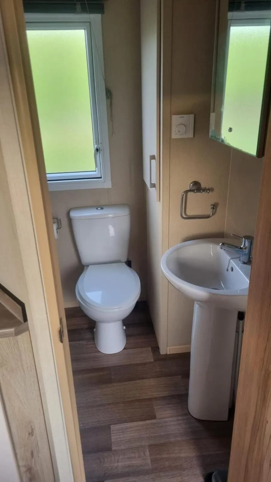 Newquay Caravan, Newquay Bay Resort Jetts View 104