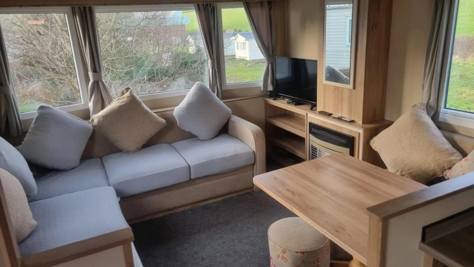 Newquay Caravan, Newquay Bay Resort Jetts View 104