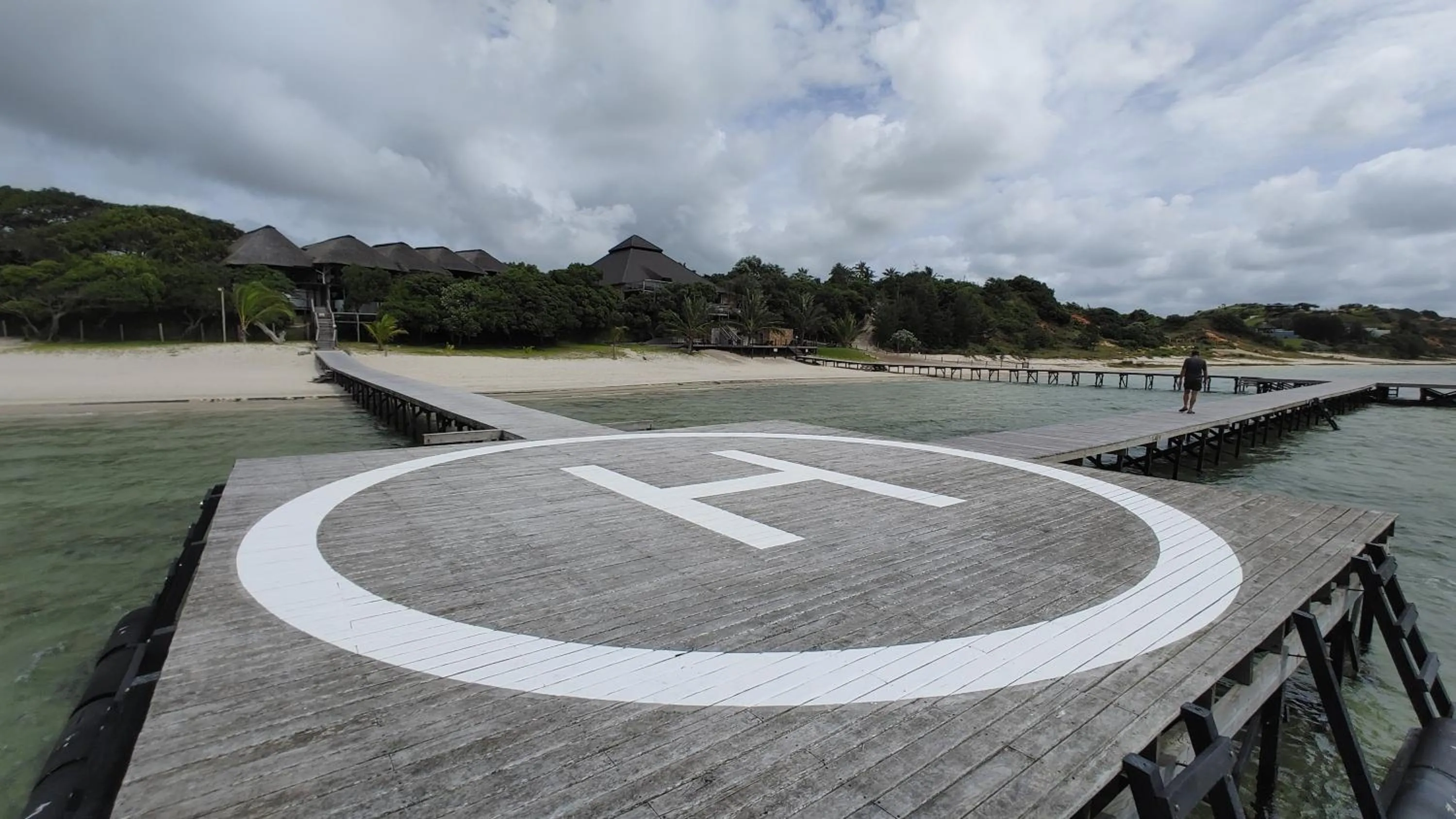Snorkeling in Mukumbura Lodge Bilene