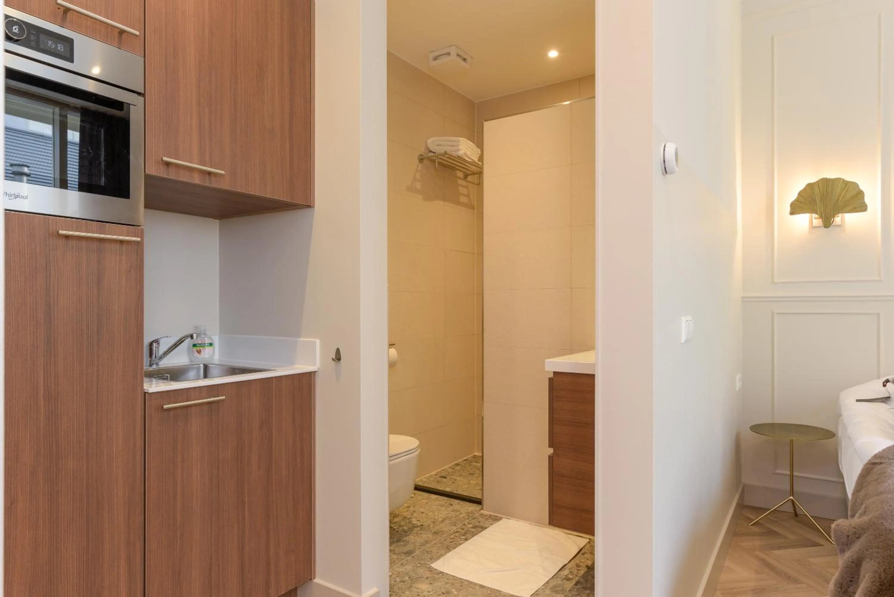 Kitchen or kitchenette, Bed in Novallure City Centre