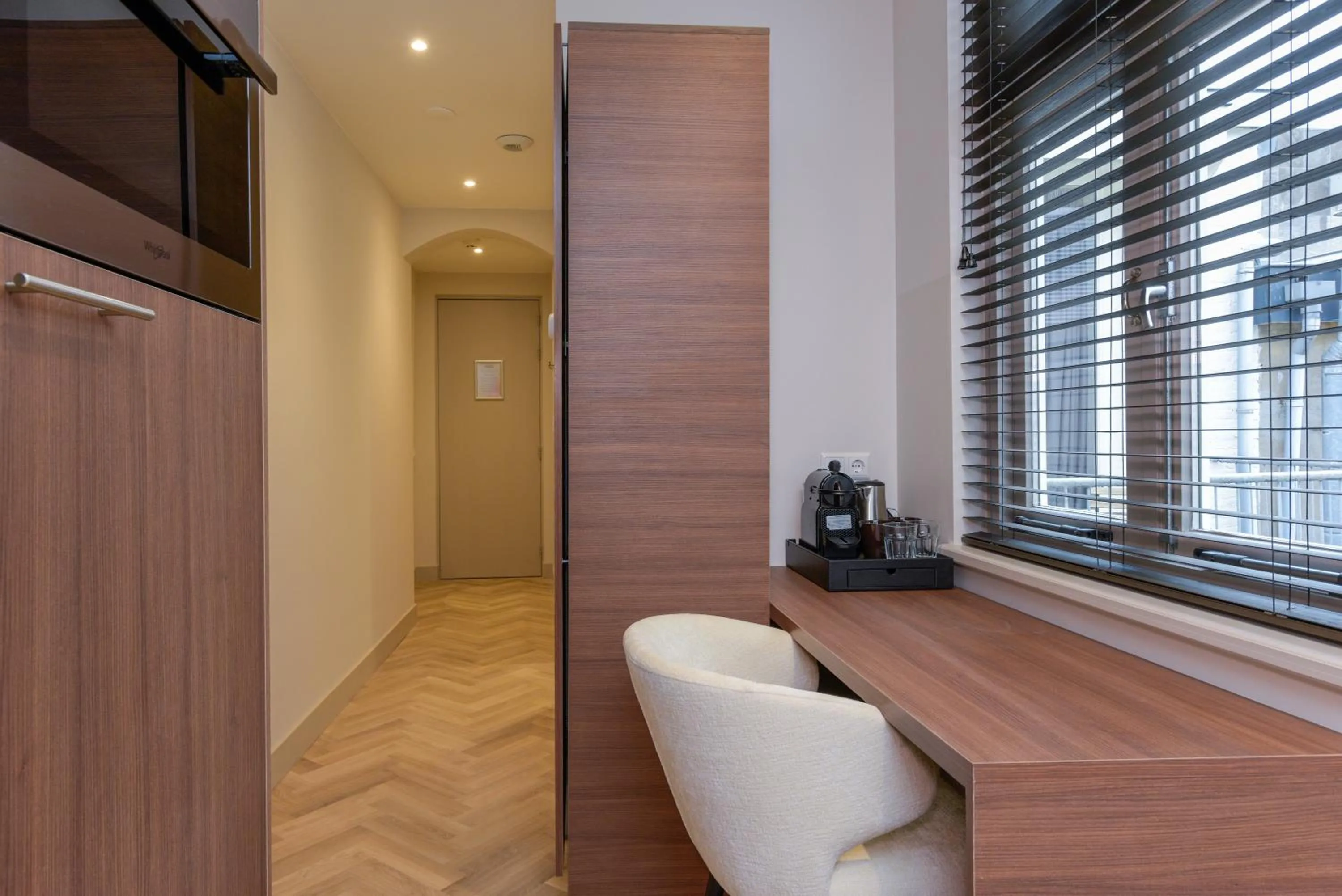 hair dresser in Novallure City Centre