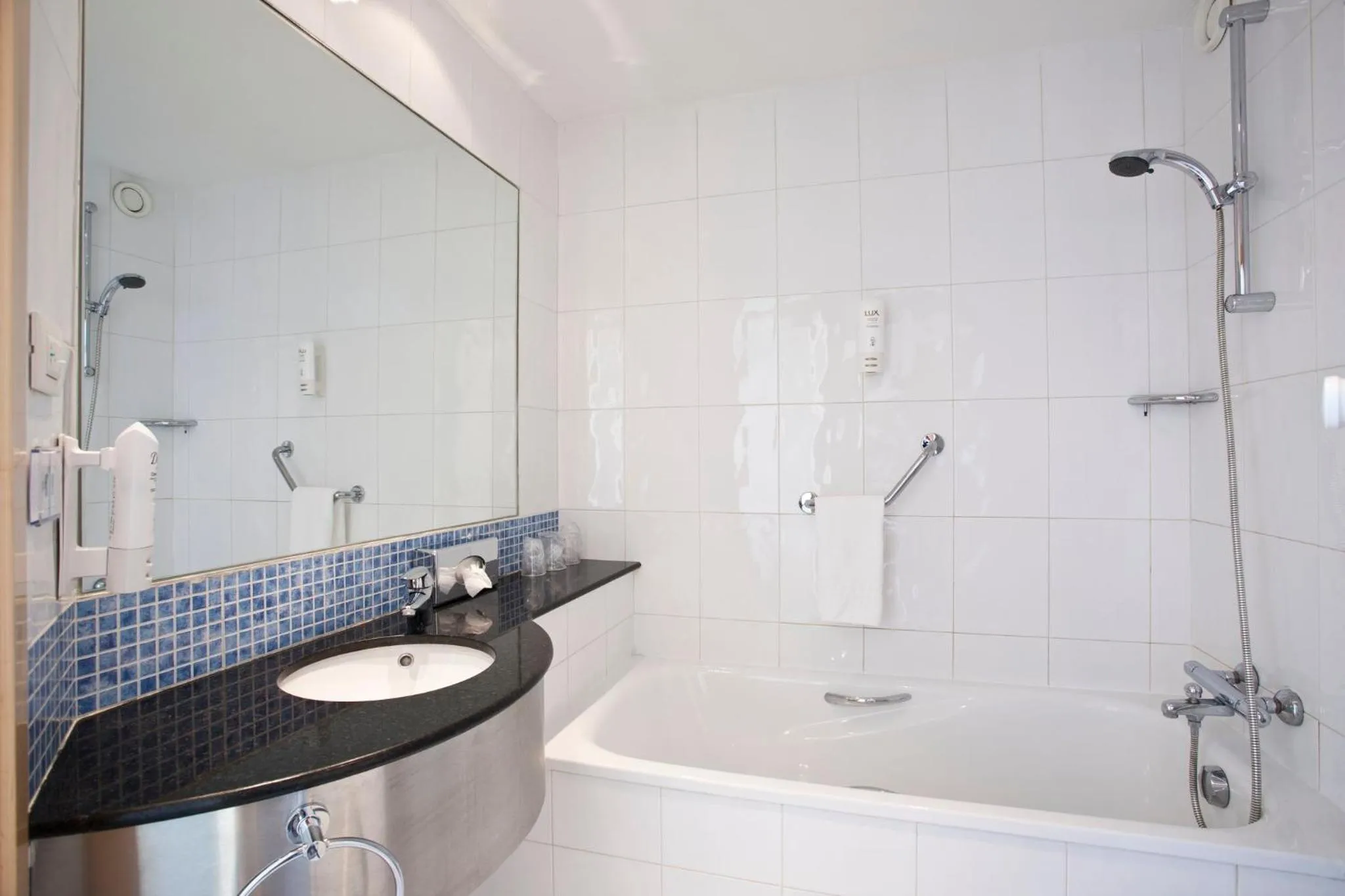 Bathroom in Holiday Inn Express Madrid-Alcorcón by IHG