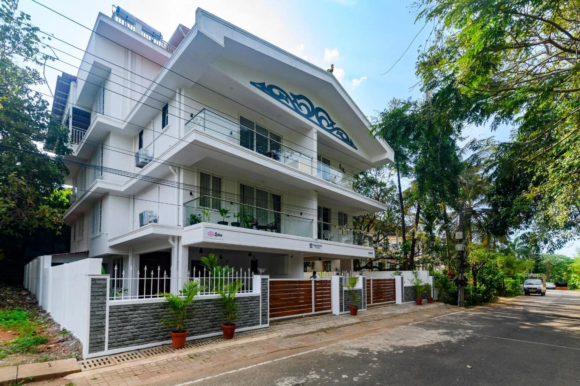 Street view in Lotus & Orchid Villas by Ramnath Homes