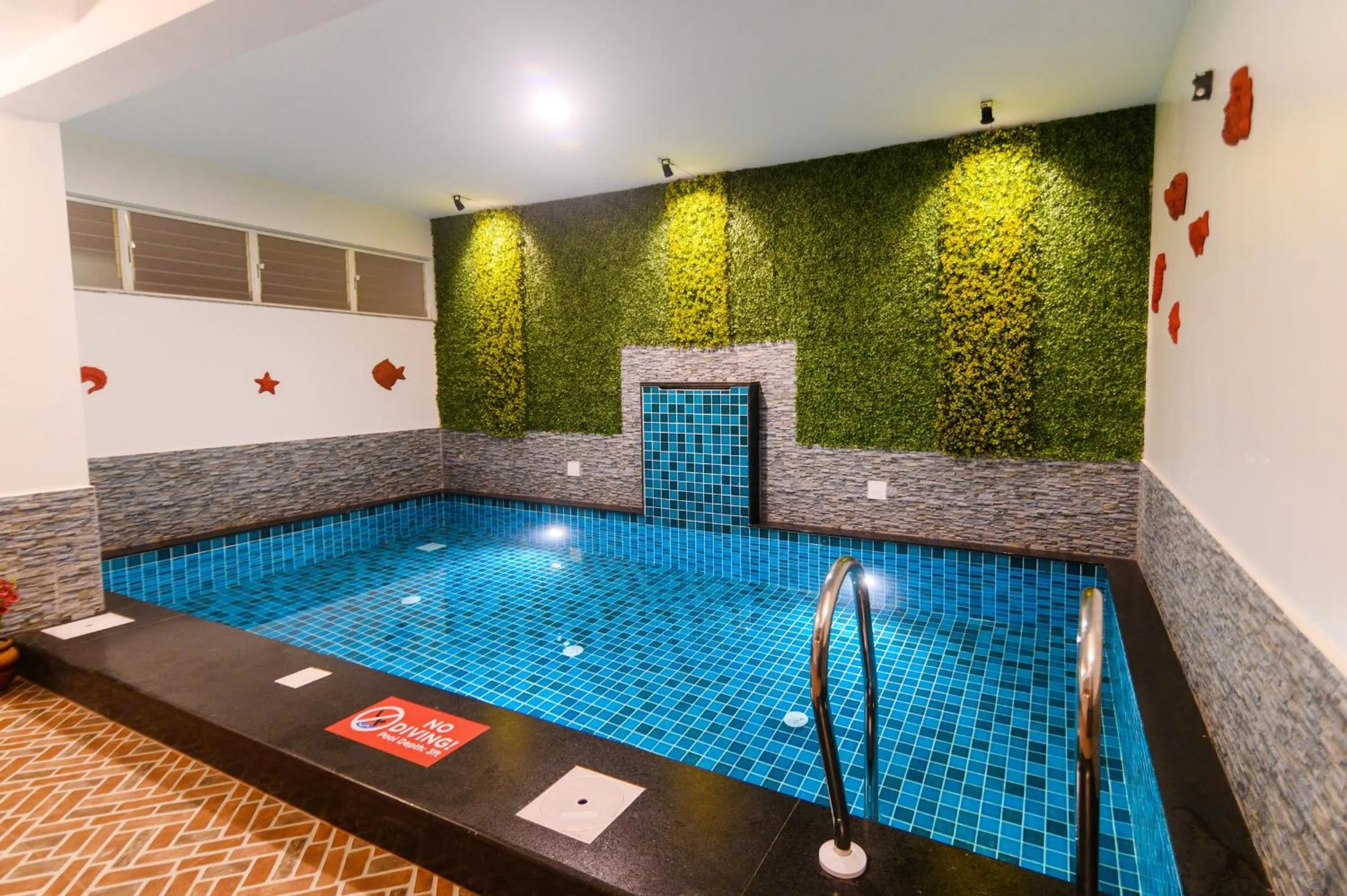 Pool view in Lotus & Orchid Villas by Ramnath Homes