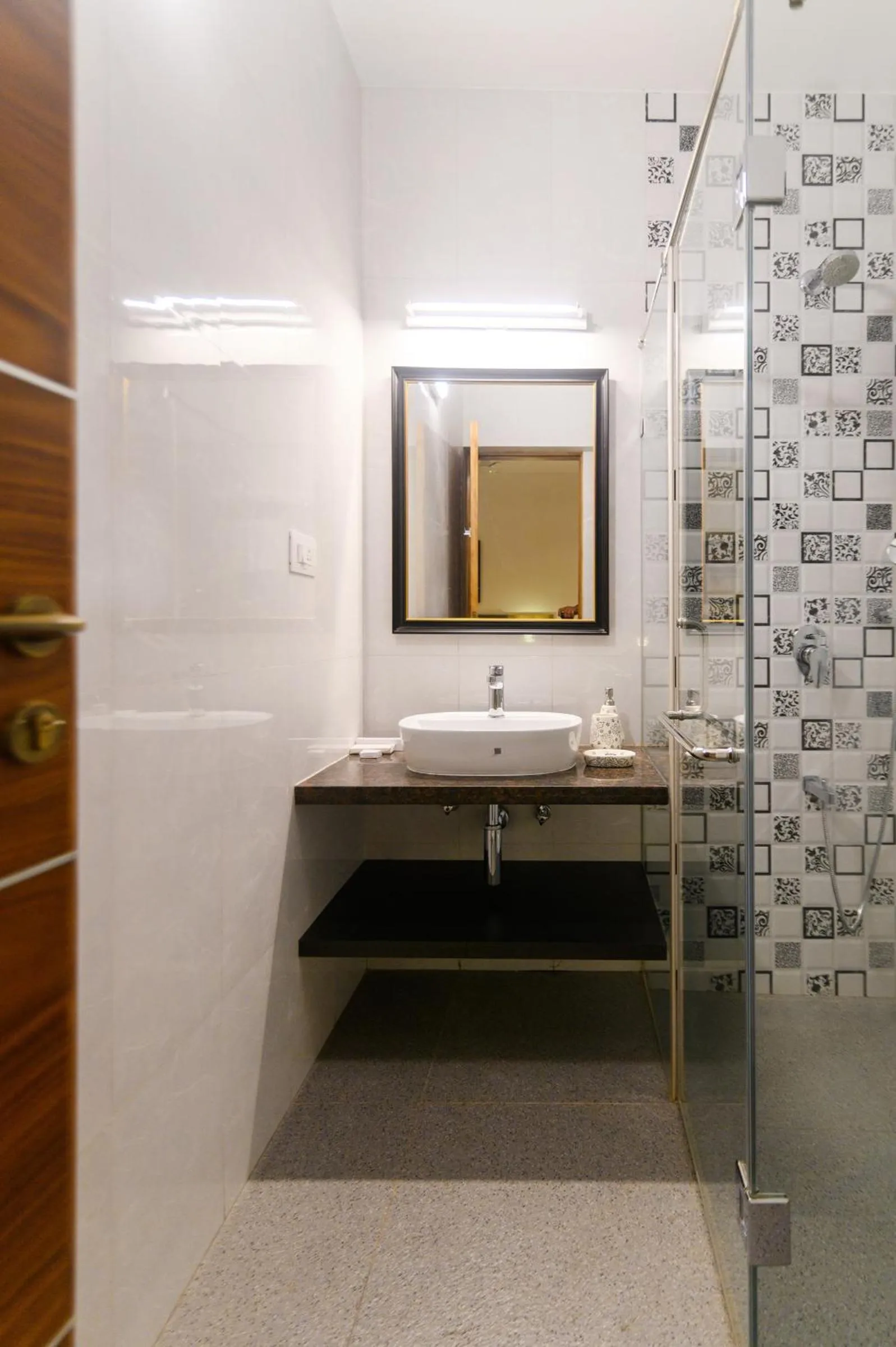 Bathroom in Lotus & Orchid Villas by Ramnath Homes