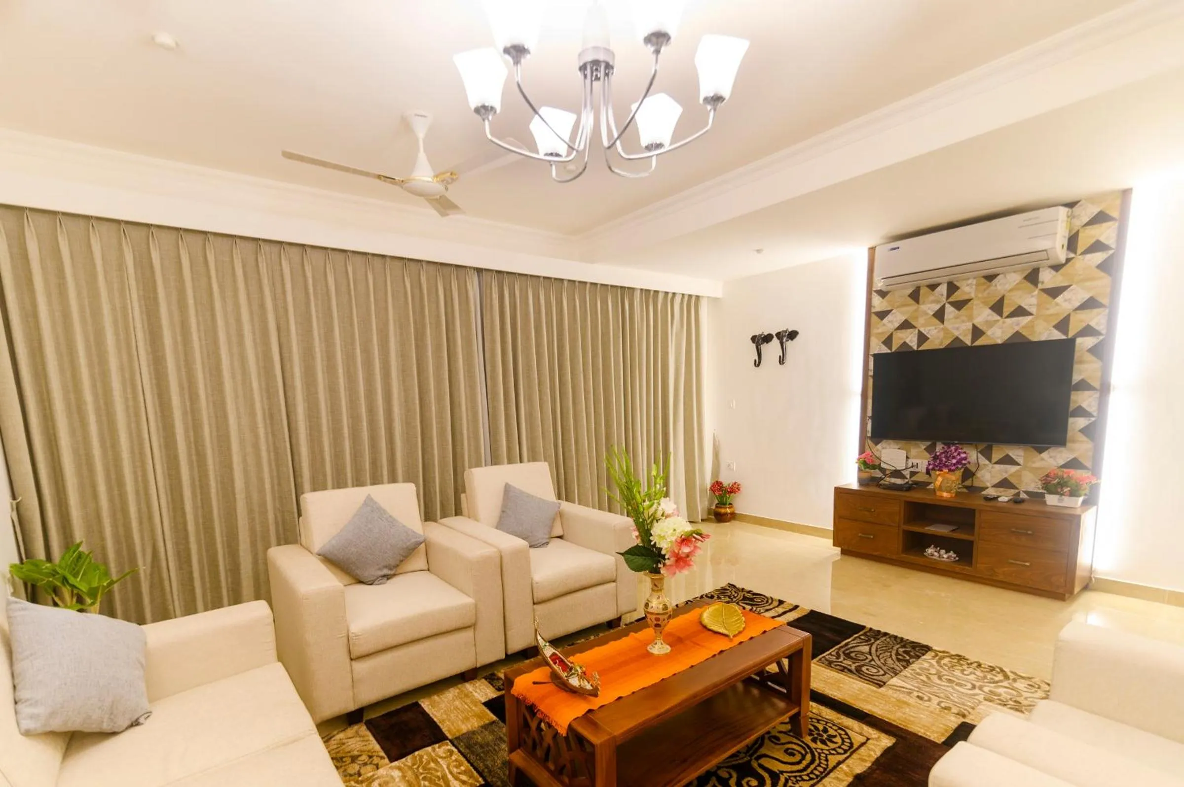 Living room in Lotus & Orchid Villas by Ramnath Homes