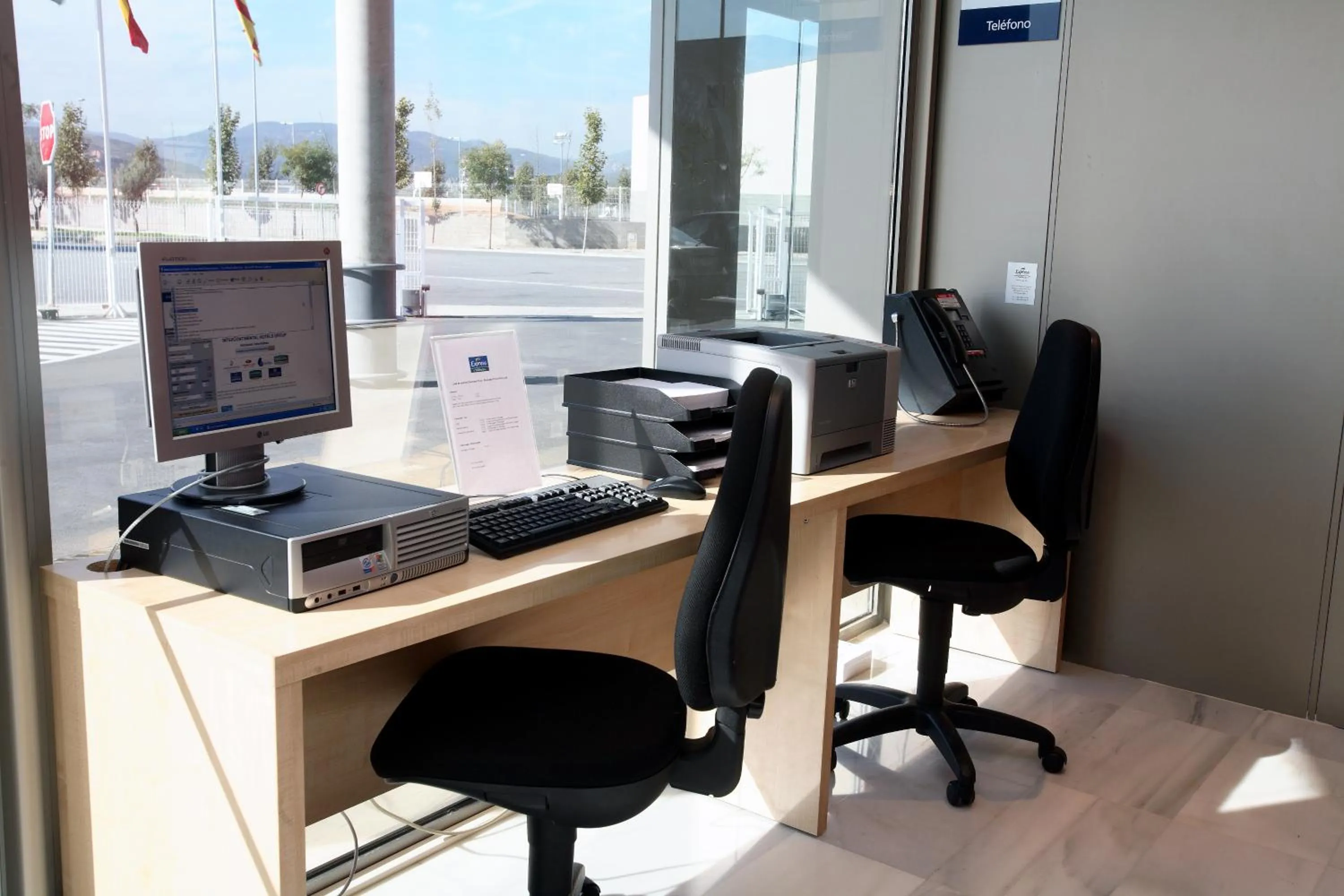 Lobby or reception in Holiday Inn Express Molins de Rei by IHG